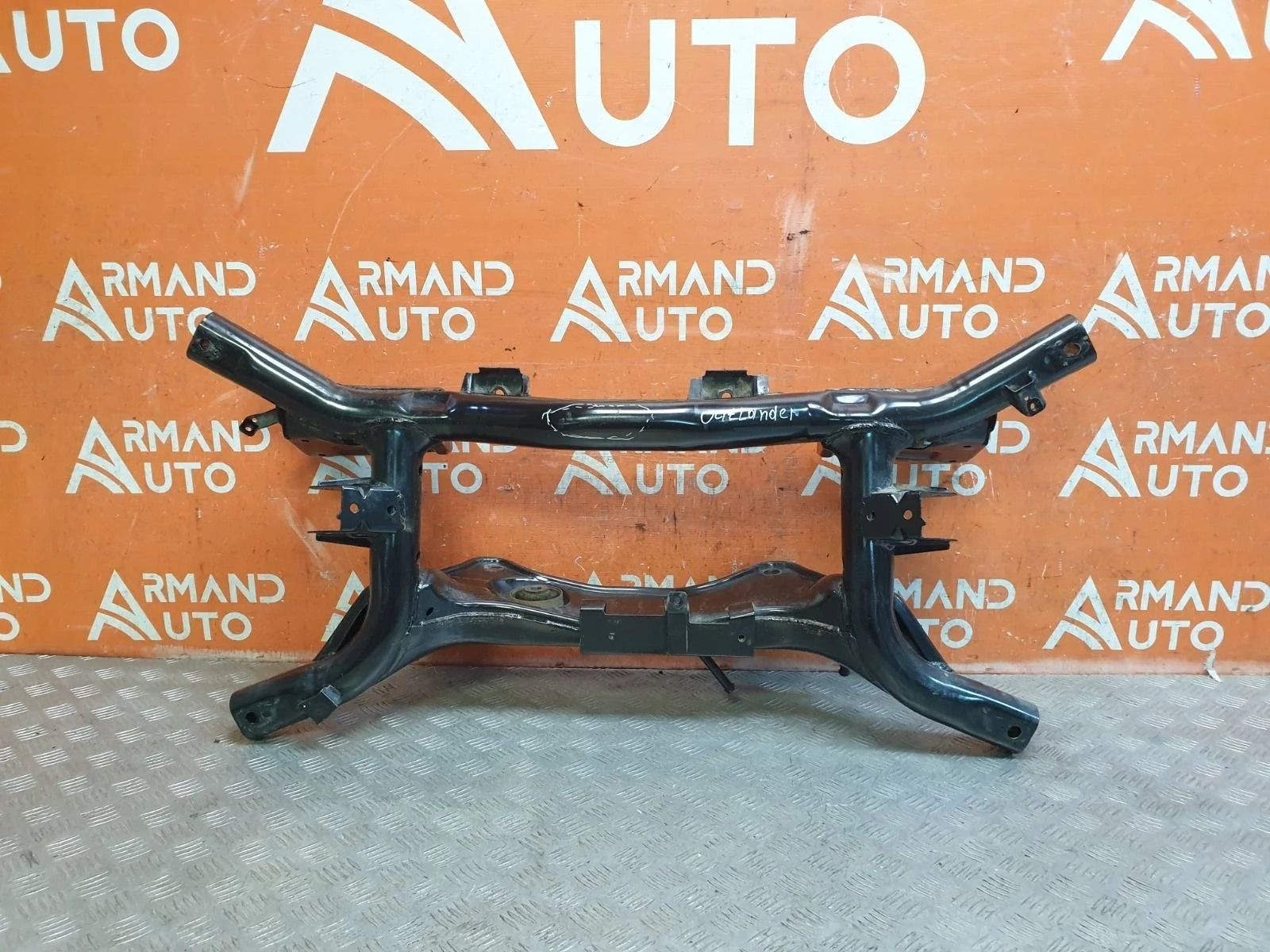 Подрамник Mitsubishi Outlander 2015-нв 3