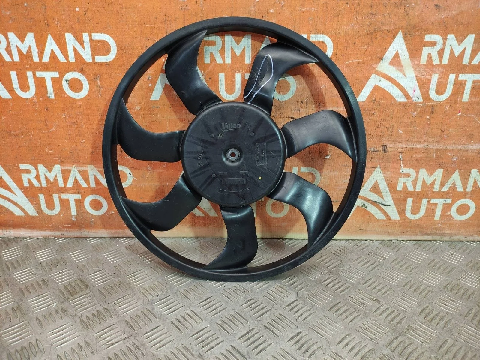 Вентилятор радиатора Lada X-Ray 2015-нв