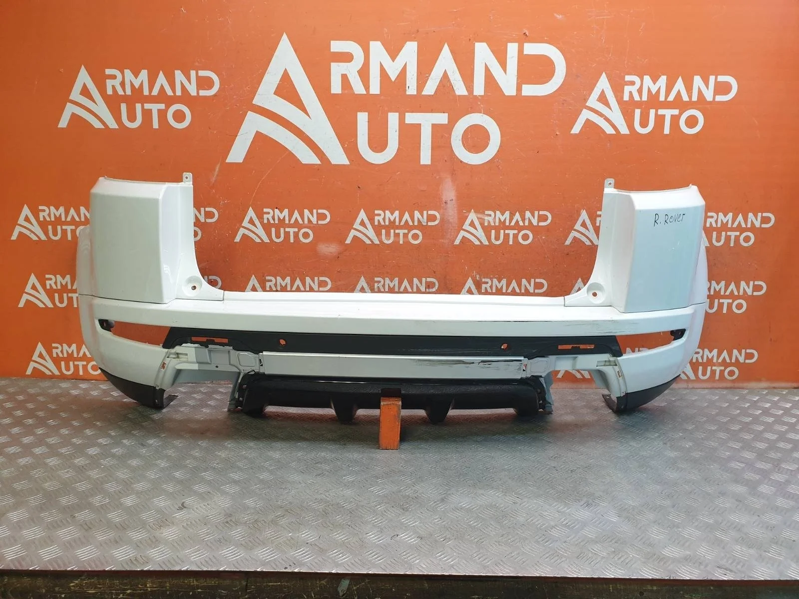 Бампер Land Rover Range Evoque 2011-2018 L538