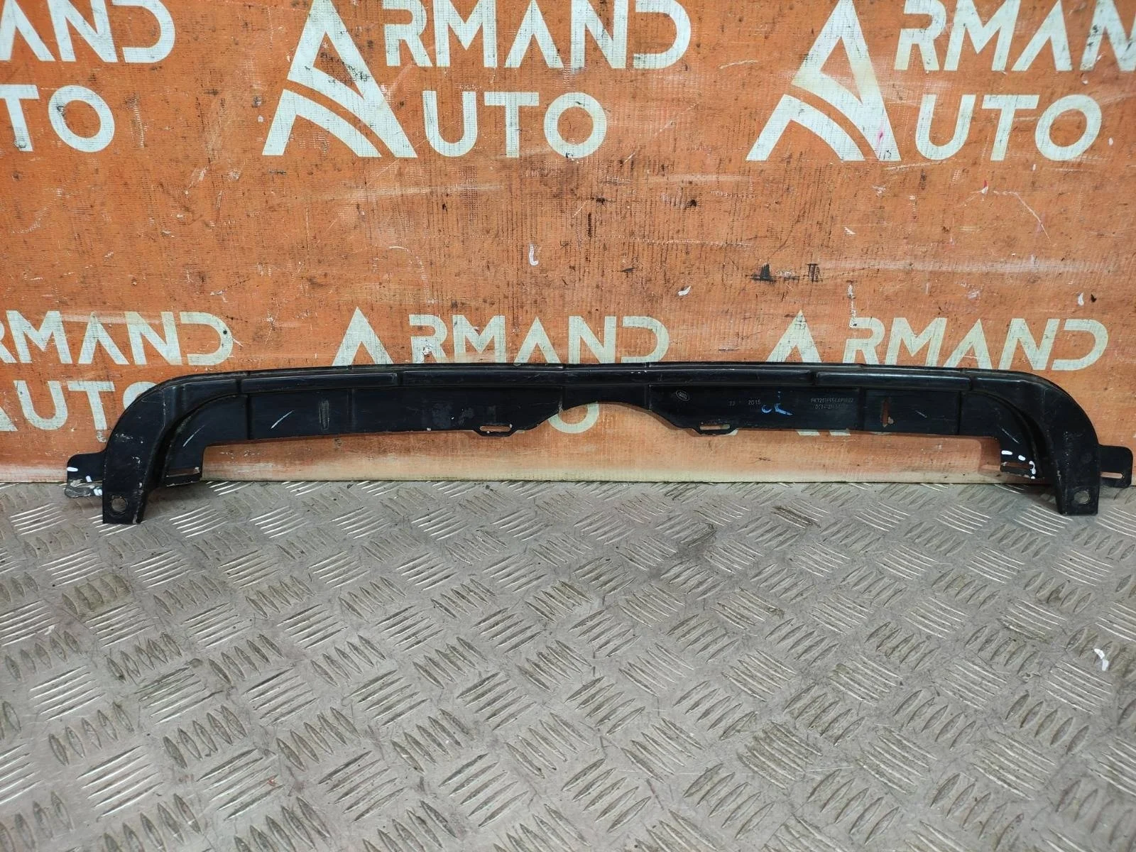 Кронштейн накладки бампера Land Rover Discovery Sport 2014-2019 L550