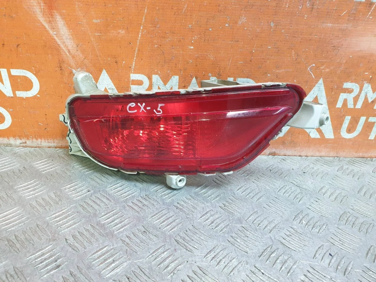 Фонарь противотуманный Mazda CX-5 2017-нв