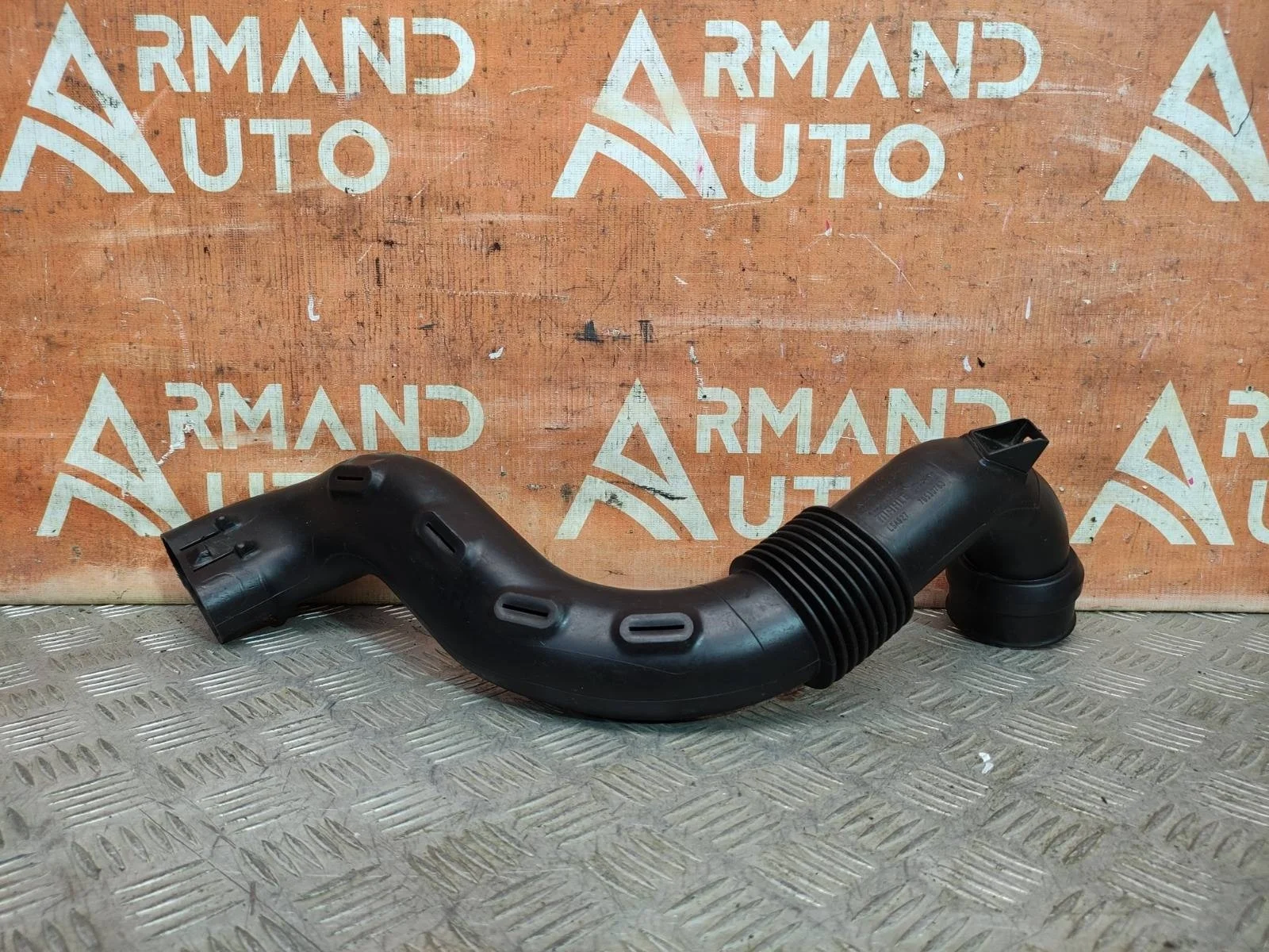 Патрубок воздушного фильтра Renault Arkana 2019-нв