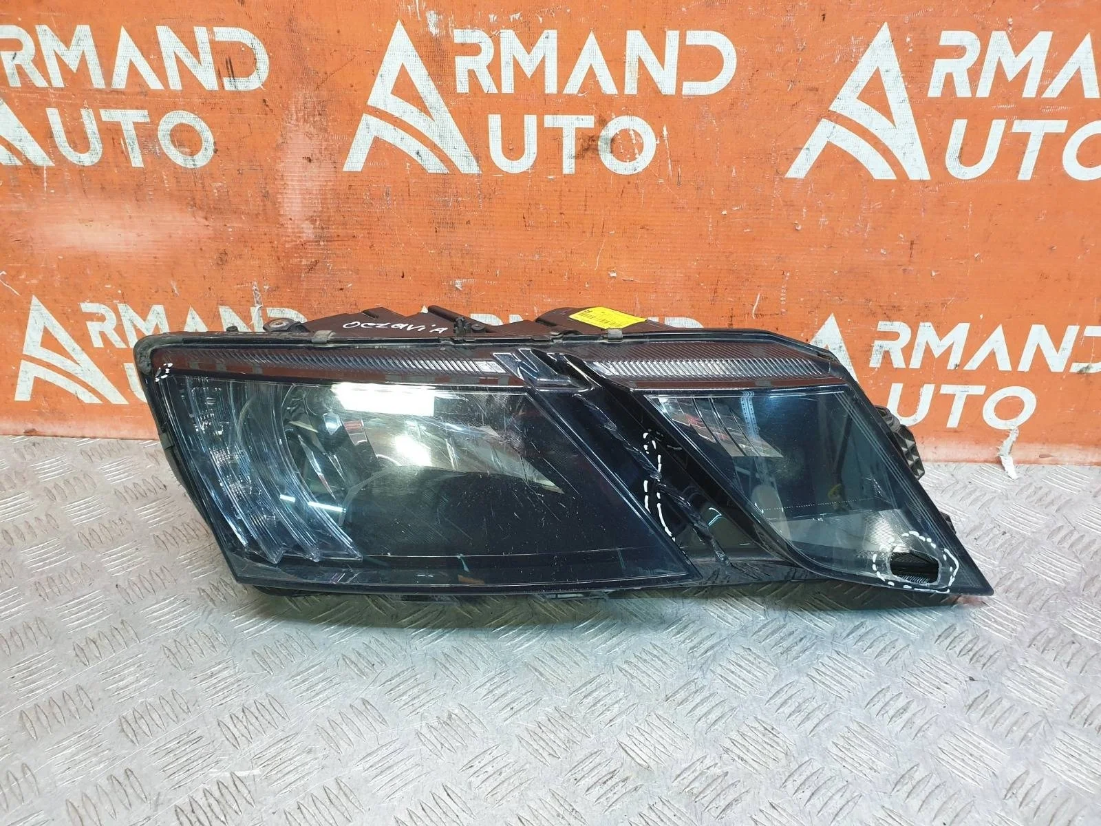 Фара Skoda Octavia 2017-2020 3 A7 (5E)