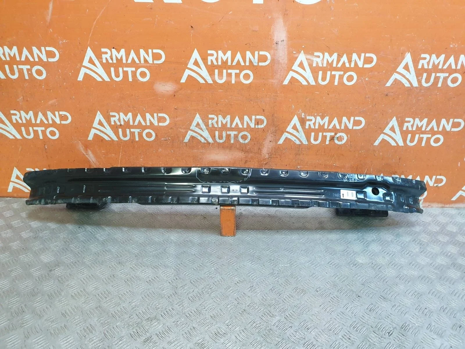 Усилитель бампера Mercedes -Class 2016-нв W213