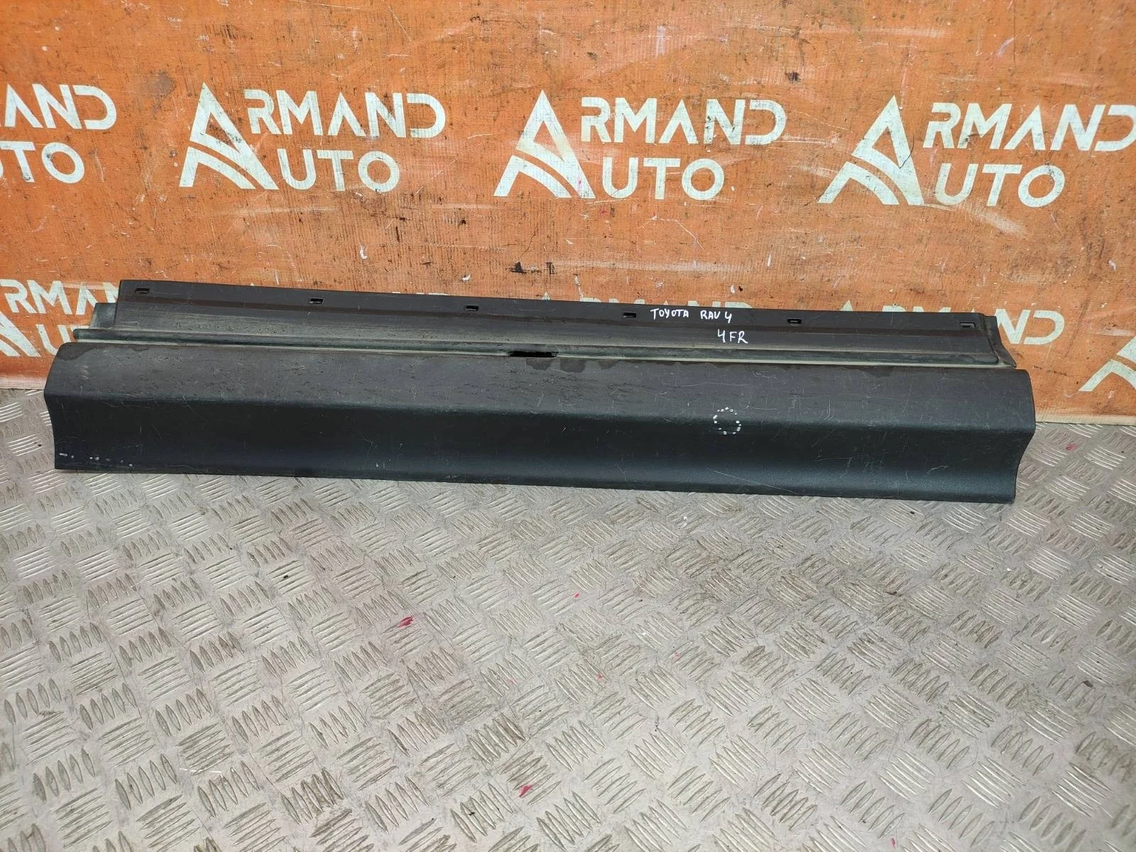 Молдинг двери Toyota RAV4 2012-2015 CA40