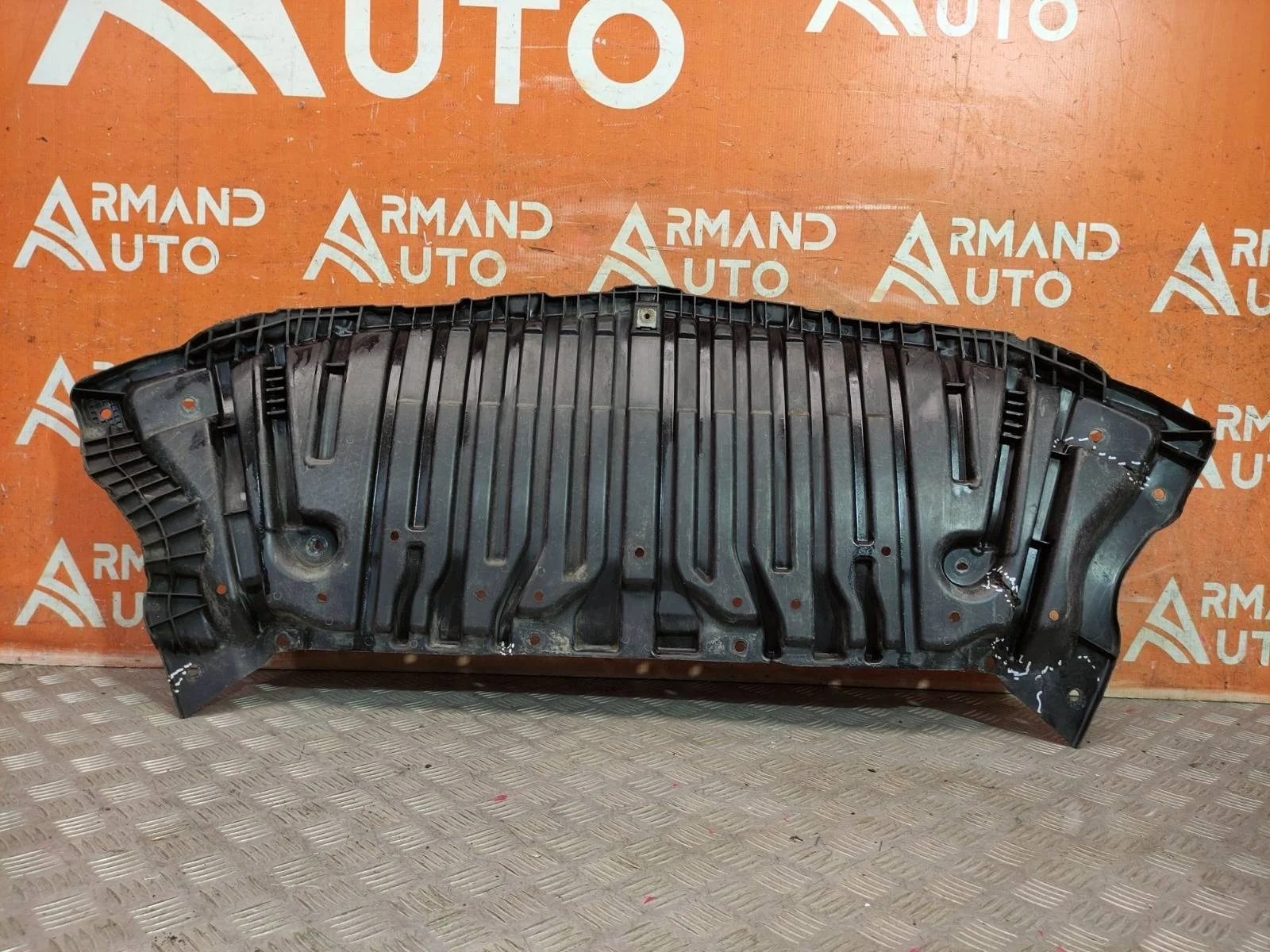 Пыльник бампера Mercedes -Class 2013-2016 W212, S212