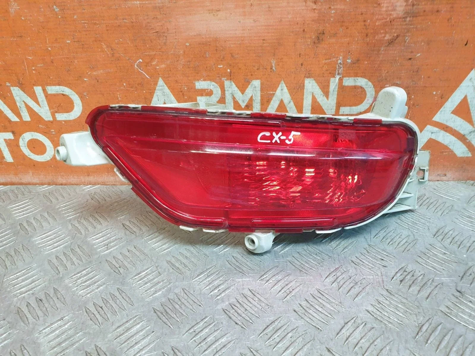 Фонарь противотуманный Mazda CX-5 2017-нв