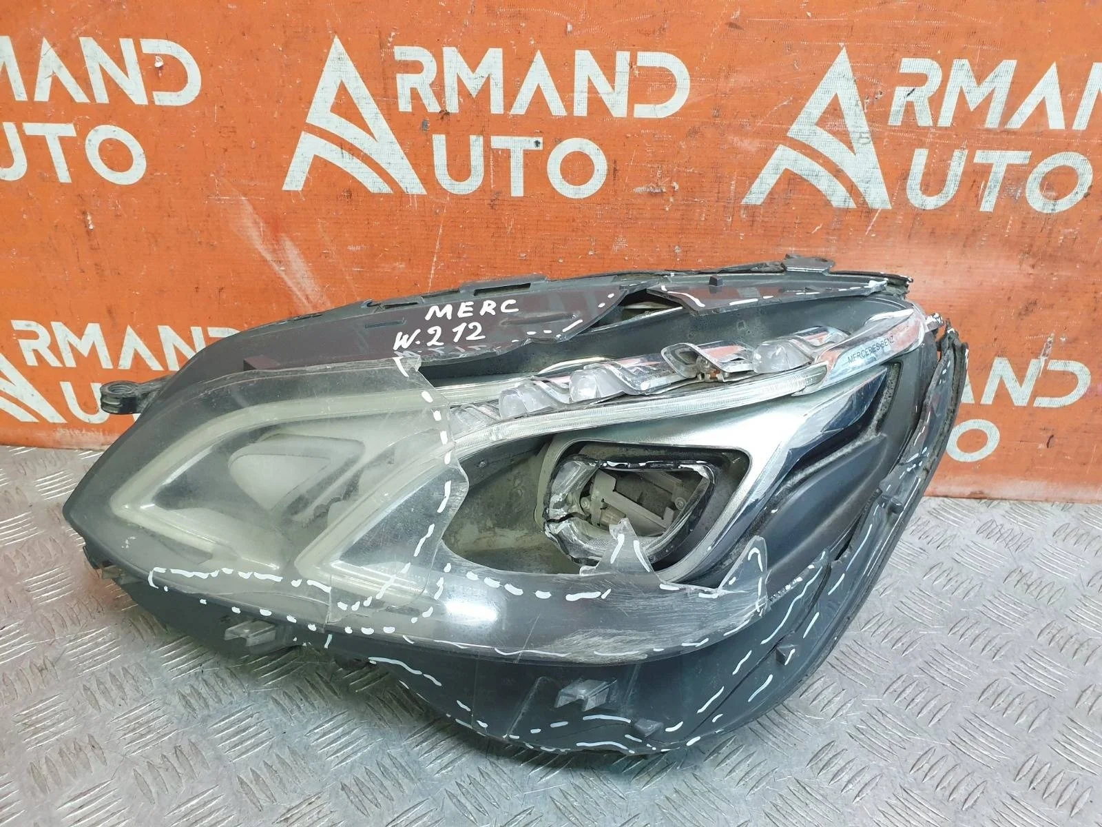 Фара Mercedes -Class 2013-2016 W212, S212