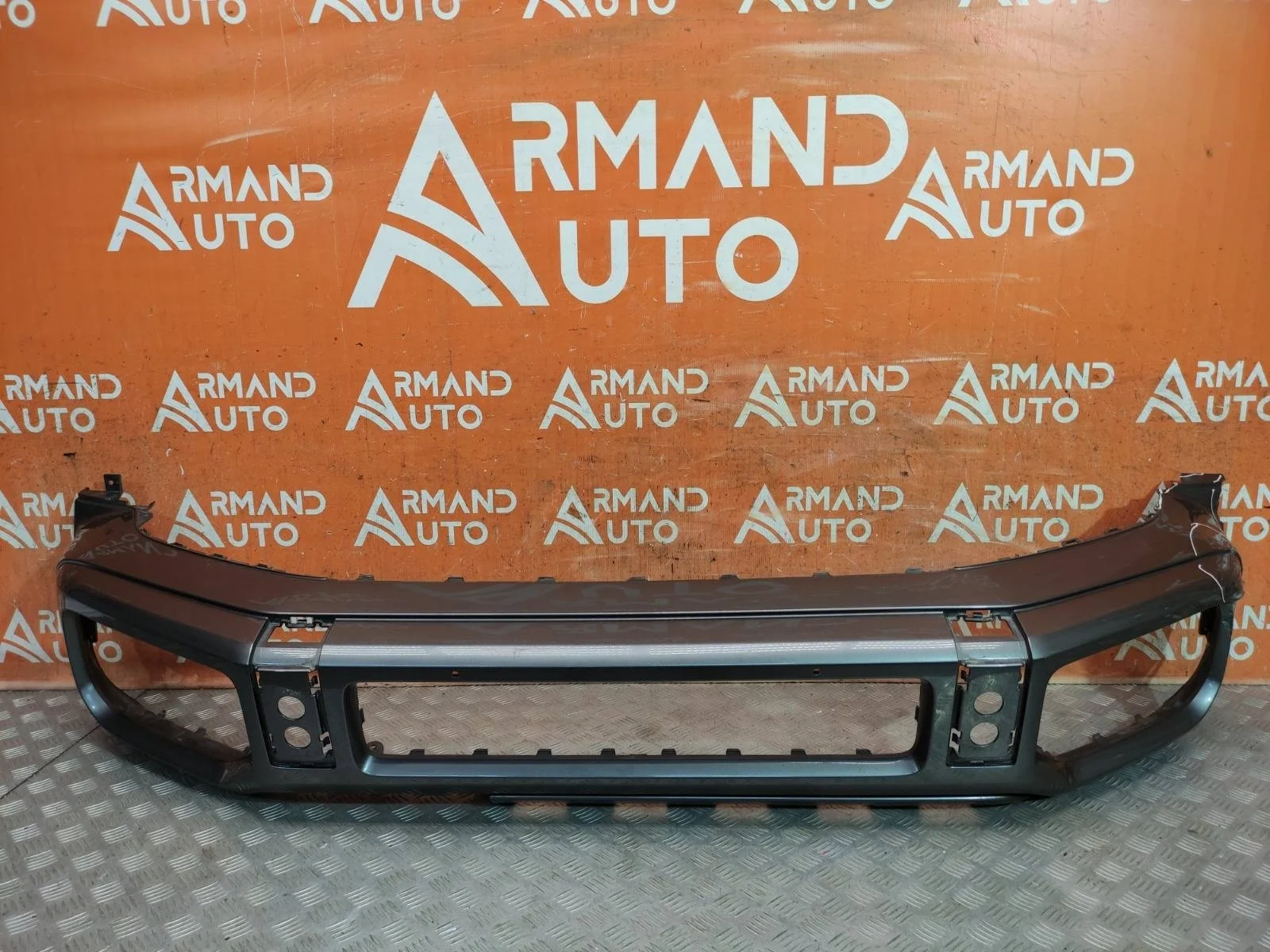 Бампер Mercedes G-Class 2018-нв W463