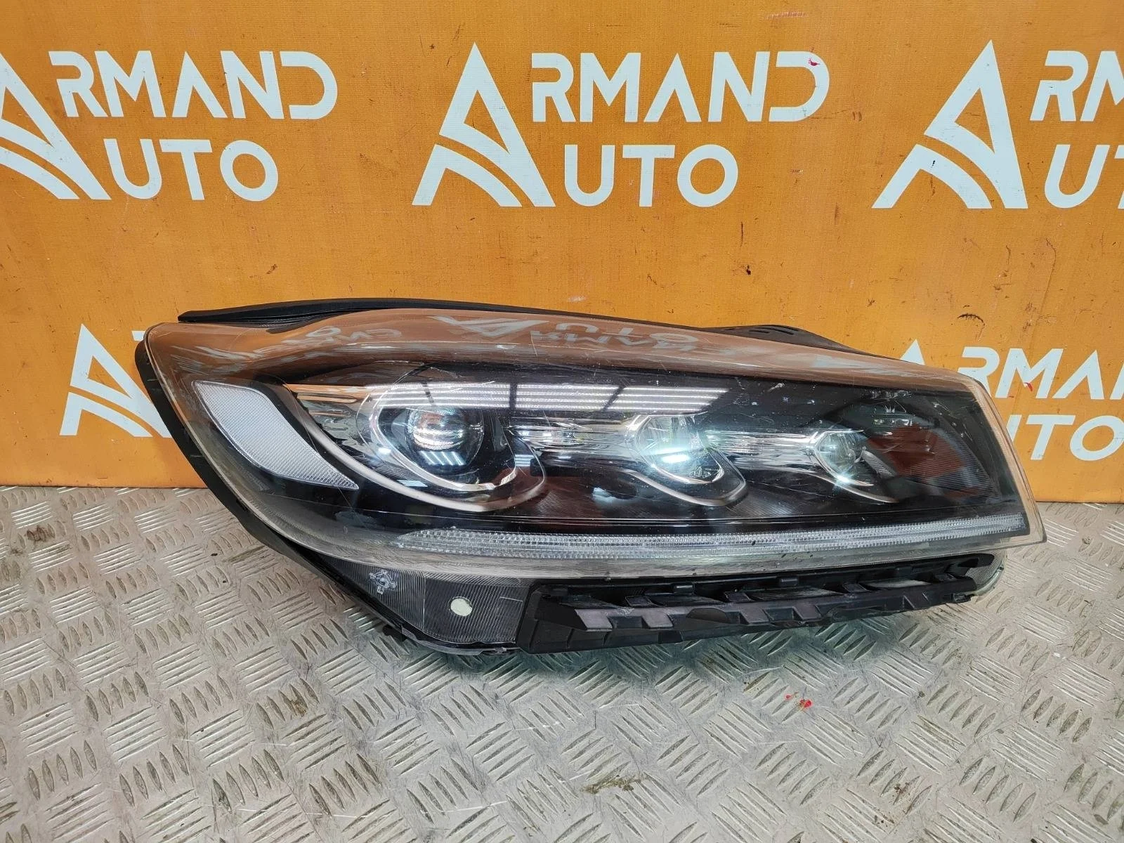 Фара KIA Sorento 2017-2020 3 Prime UM