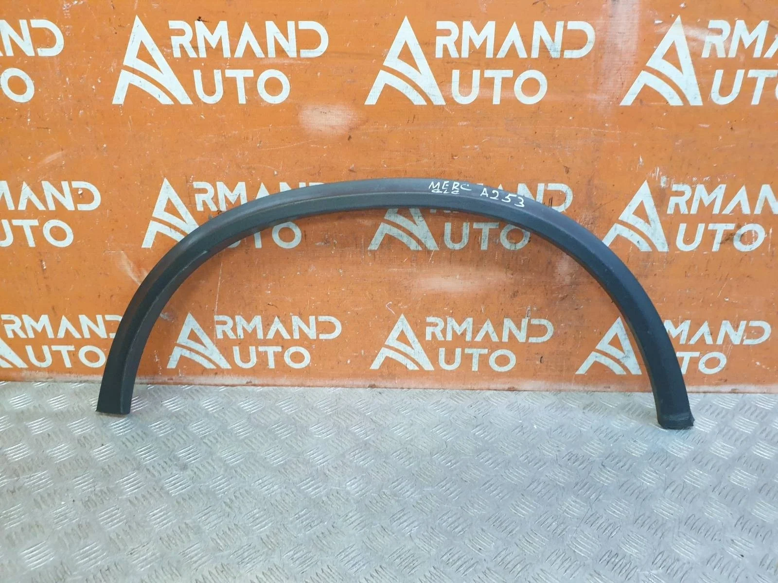 Расширитель крыла Mercedes GLC-Class 2015-нв X253