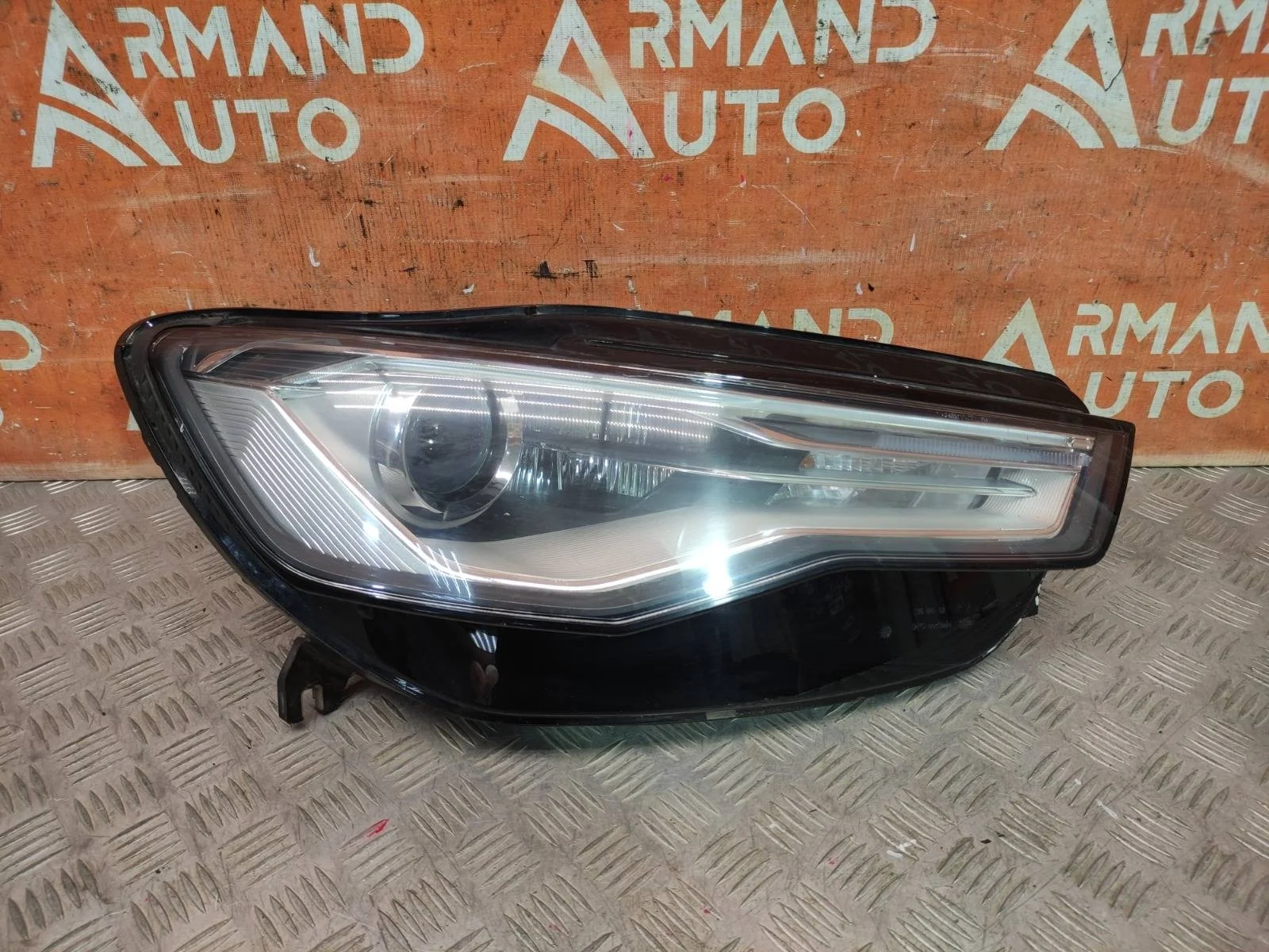 Фара Audi A6 2014-2018 C7