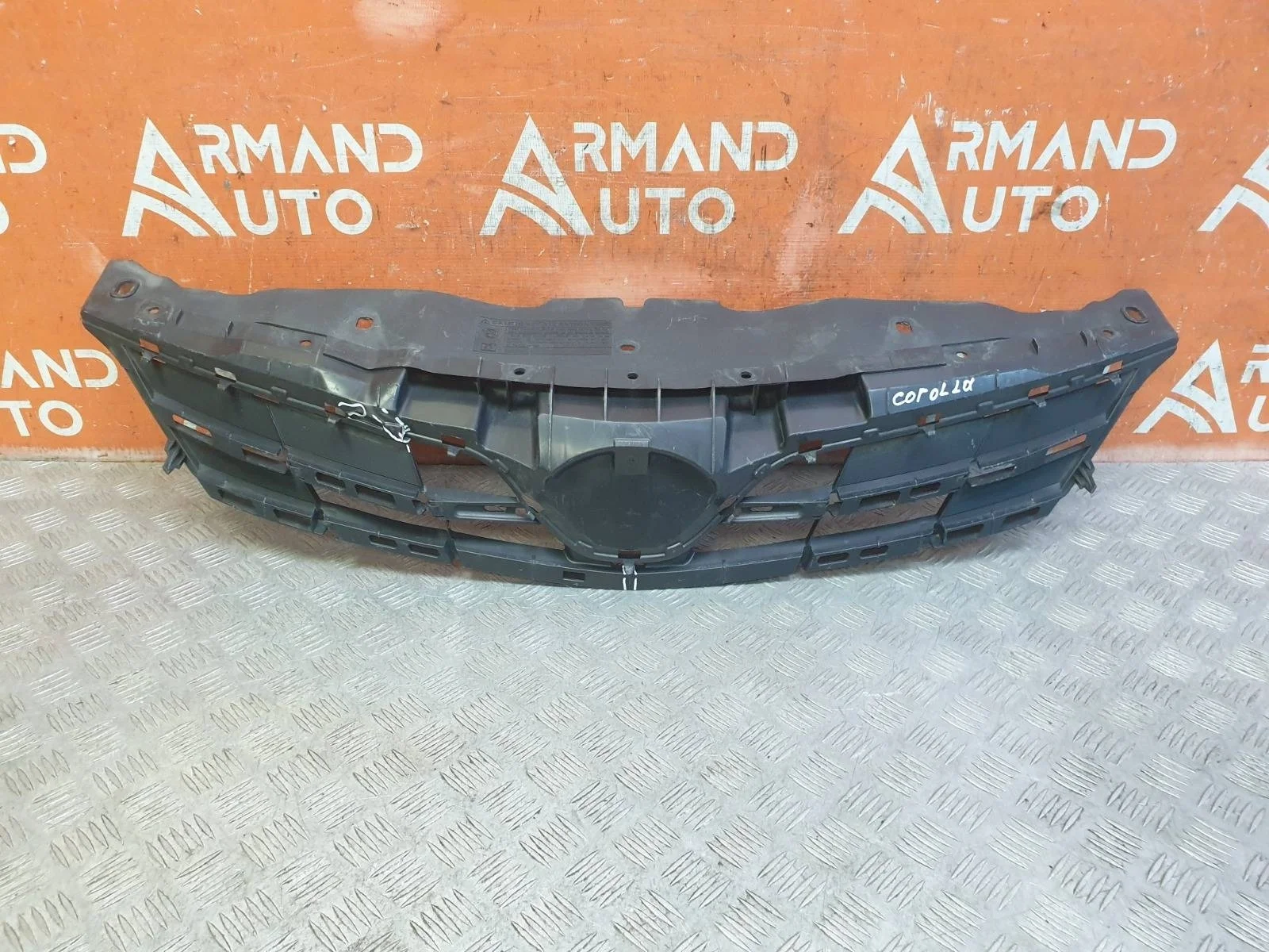 Решетка радиатора Toyota Corolla 2010-2013 E150