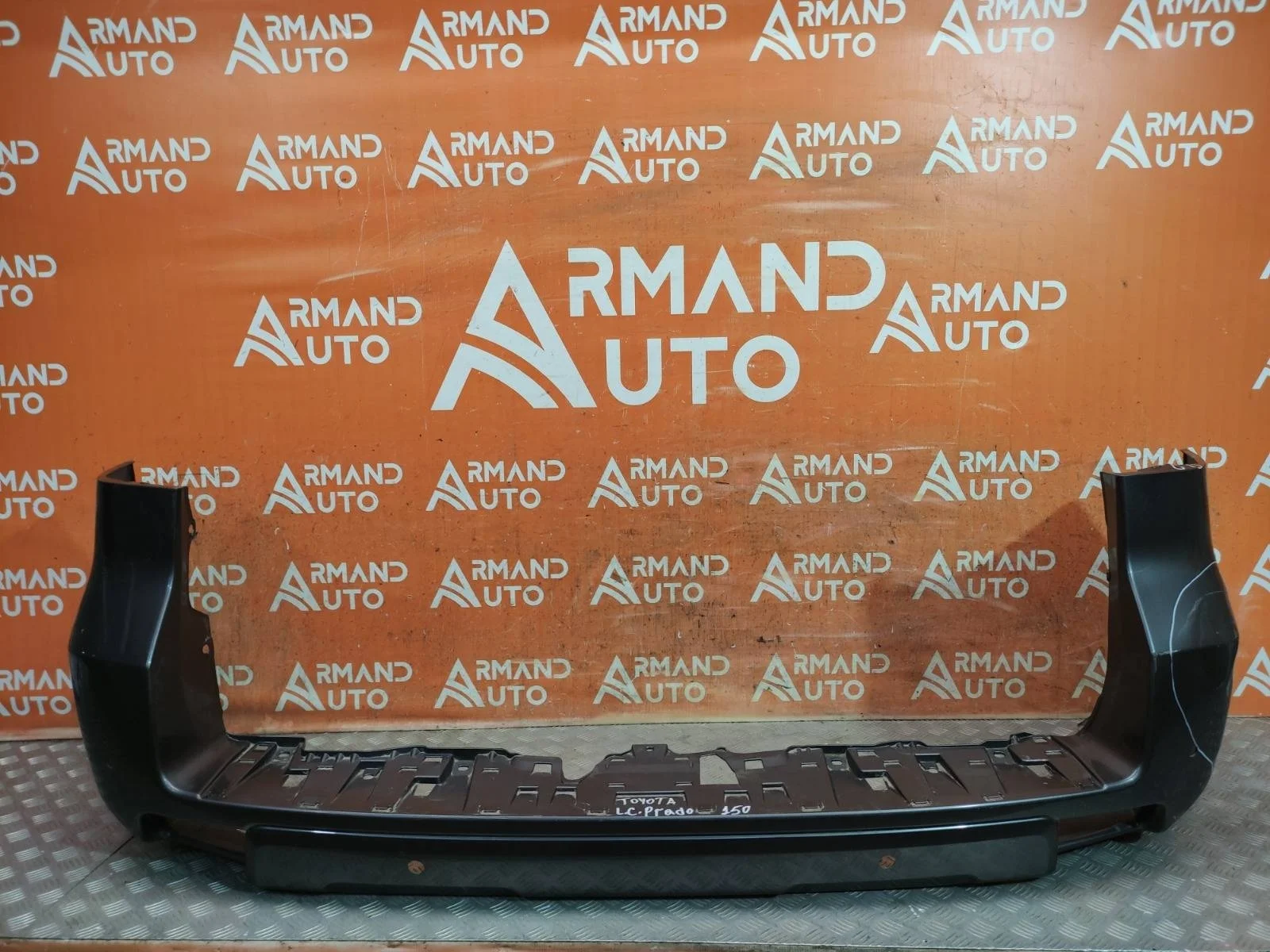 Бампер Toyota Land Cruiser Prado 2017-нв 150