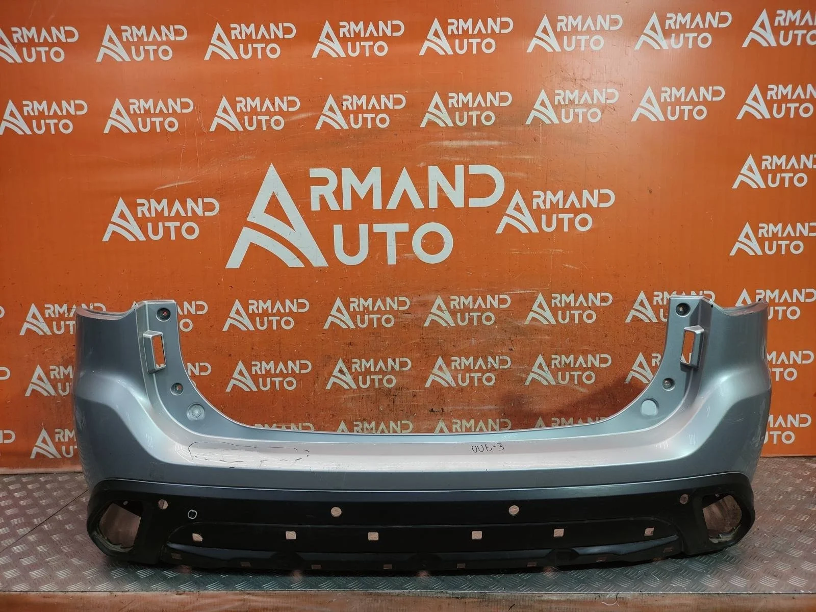 Бампер Mitsubishi Outlander 2018-нв 3