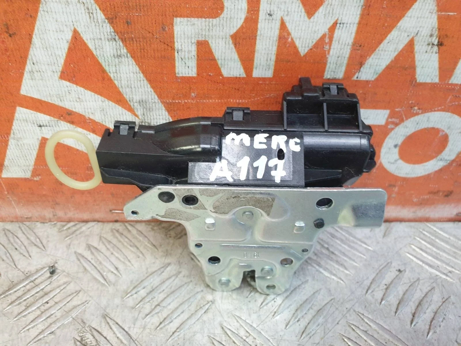 Замок багажника Mercedes CLA-Class 2013-2019 C117 X117