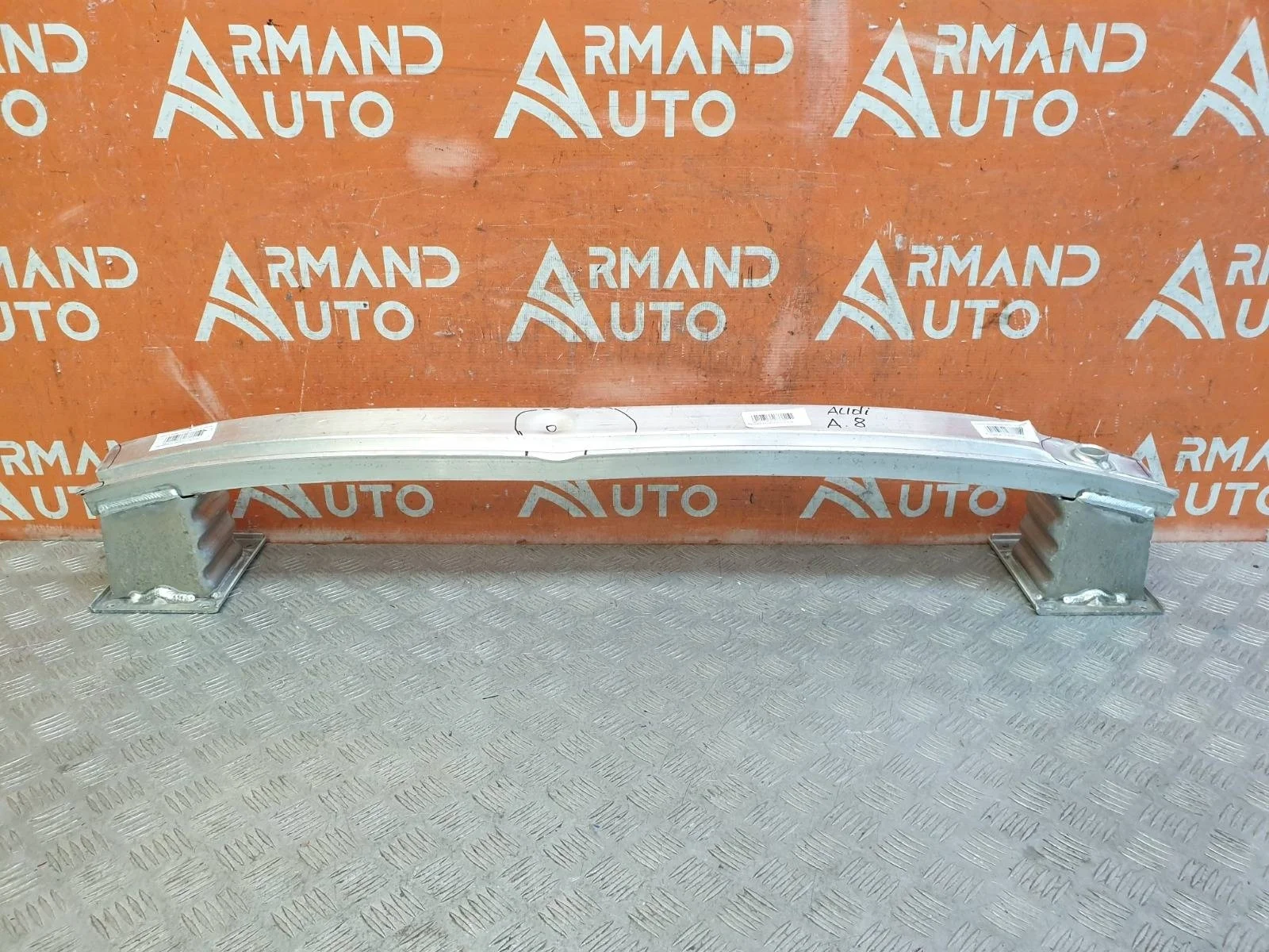 Усилитель бампера Audi A8 2010-2017 3 D4