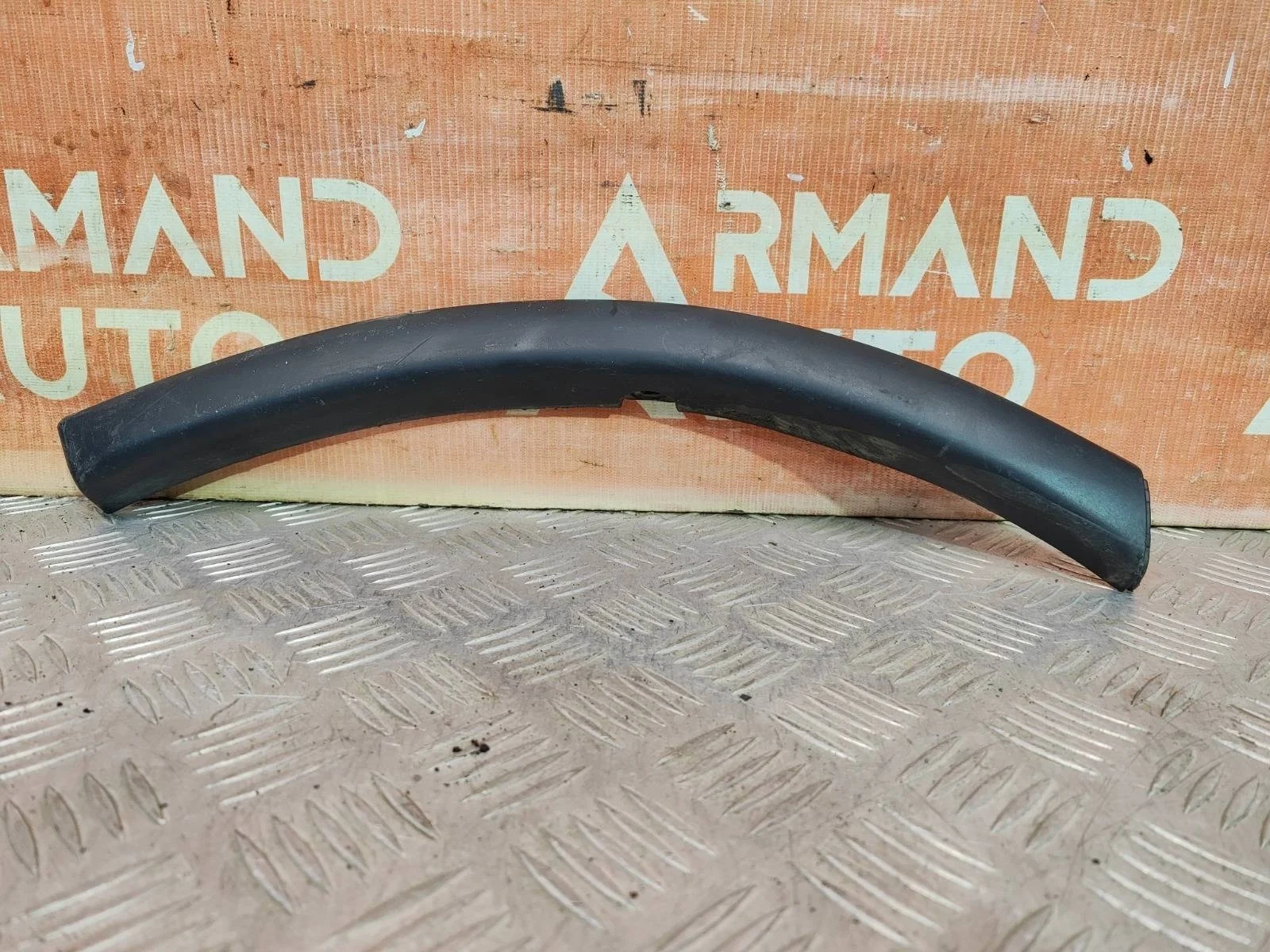 Расширитель бампера Mitsubishi Outlander 2014-2018 3