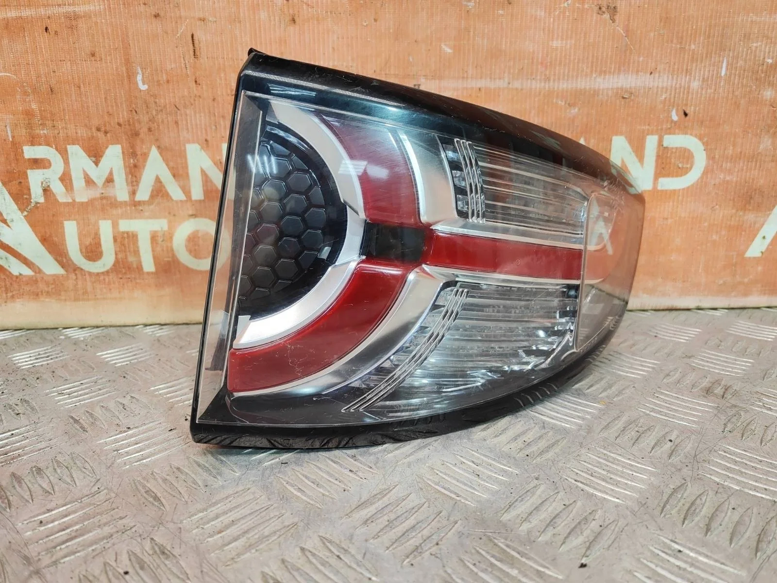 Фонарь внешний Land Rover Discovery Sport 2014-2019 L550