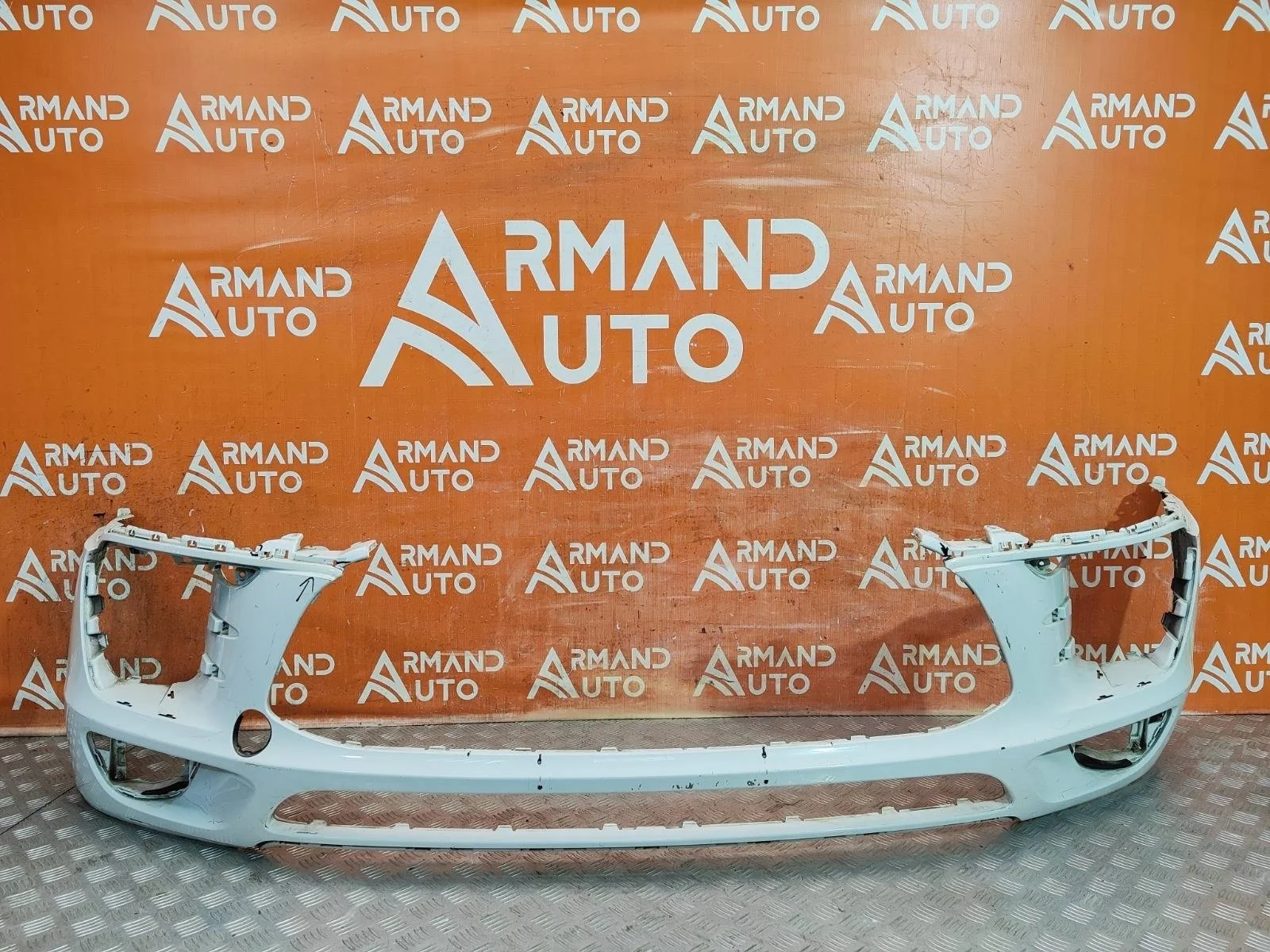 Бампер Porsche Macan 2014-2019 95b