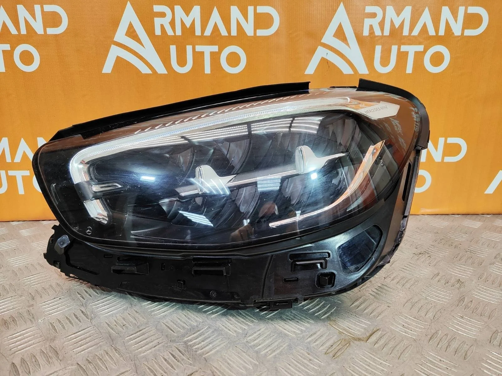 Фара Mercedes -Class 2020-нв W213, S213, C238