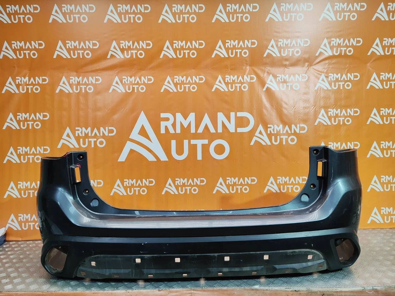 Бампер Mitsubishi Outlander 2018-нв 3