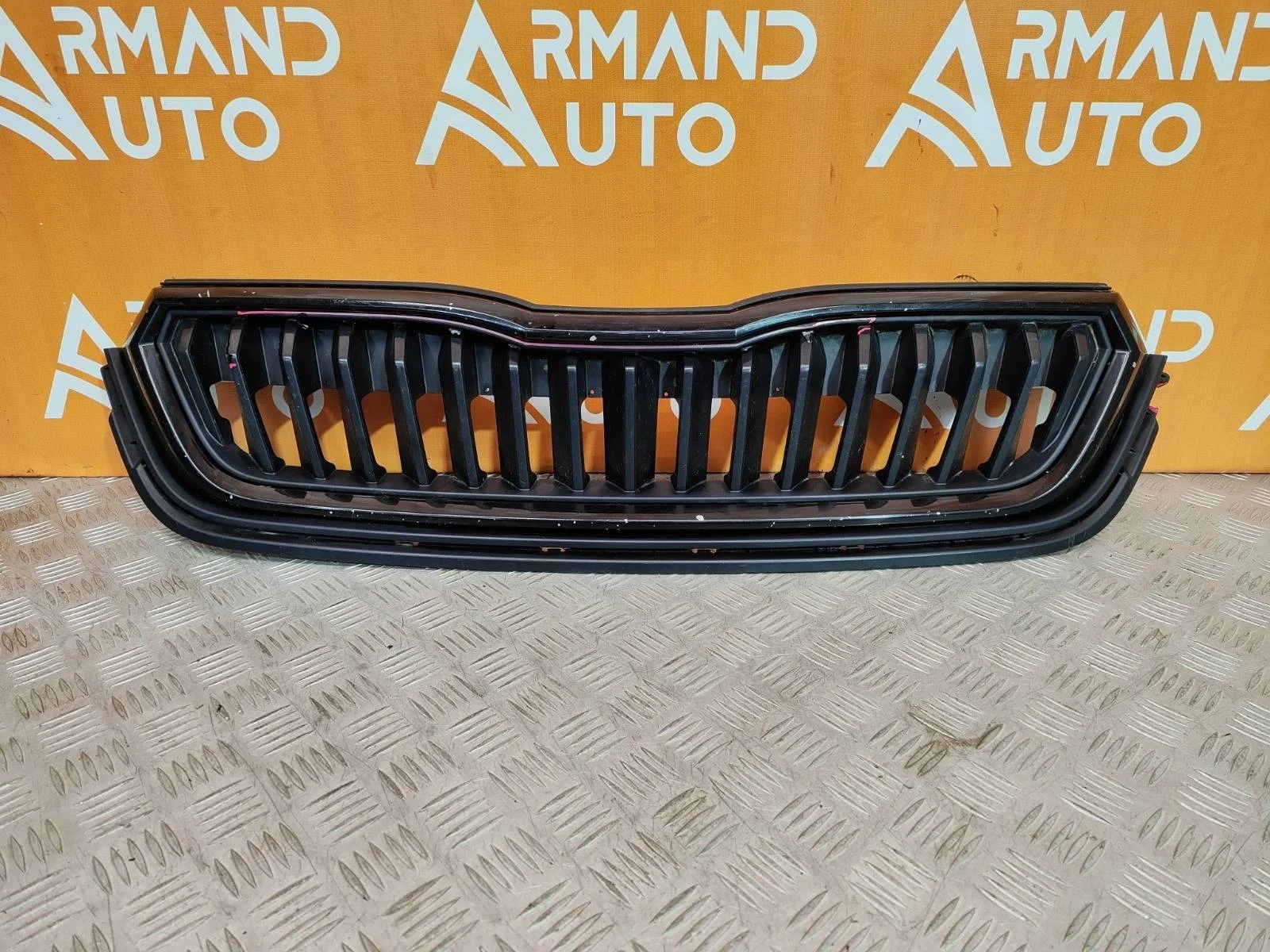 Решетка радиатора Skoda Rapid 2020-нв