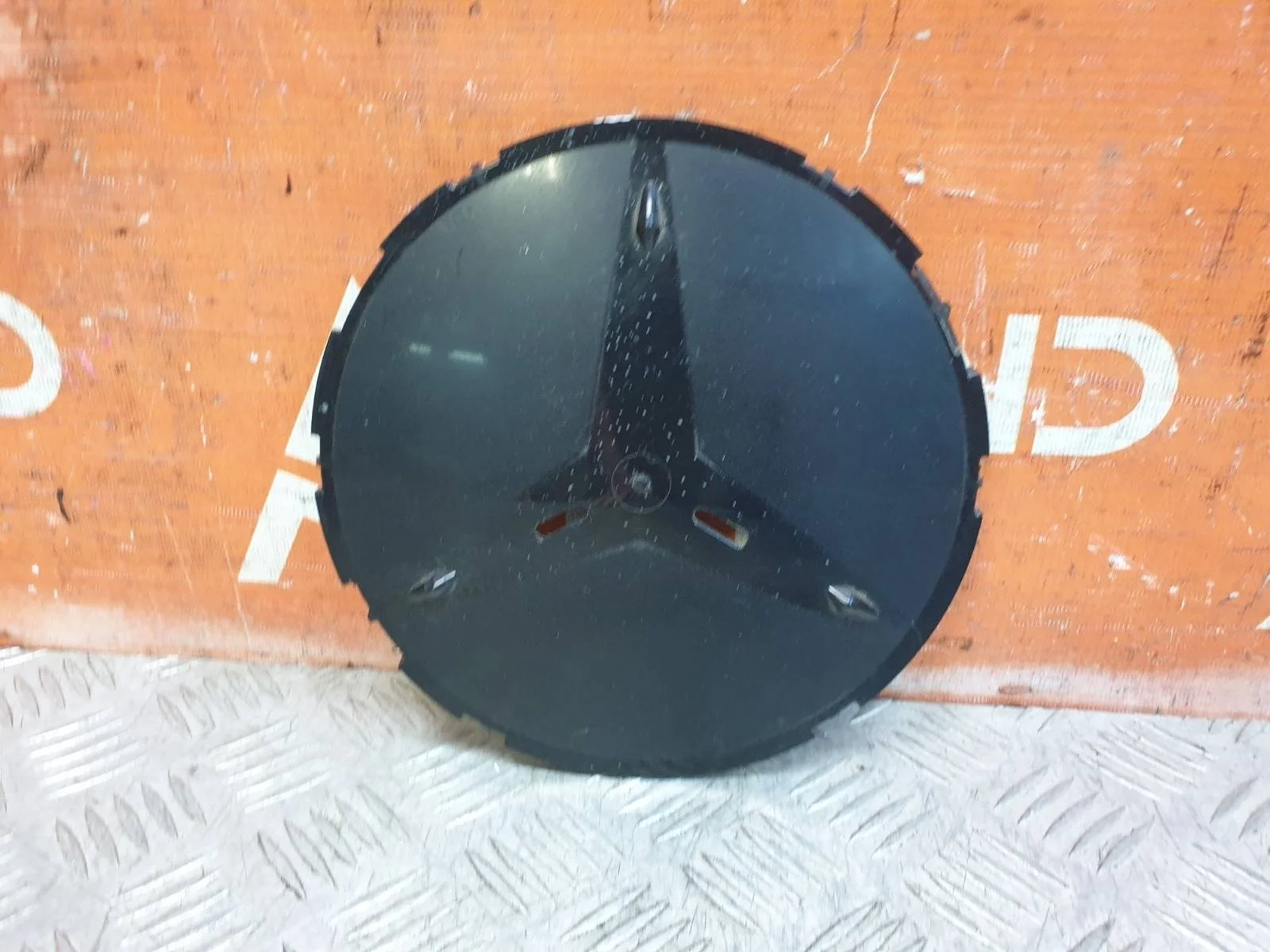 Кронштейн эмблемы Mercedes GLC-Class Coupe 2019-нв C253