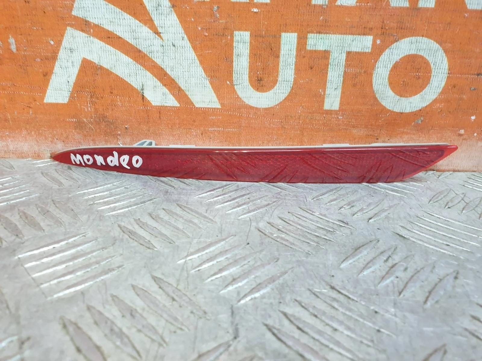 Отражатель Ford Mondeo 2014-нв 5