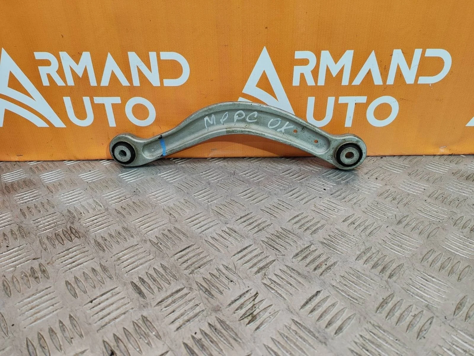 Рычаг подвески Mercedes -Class 2014-2021 W205