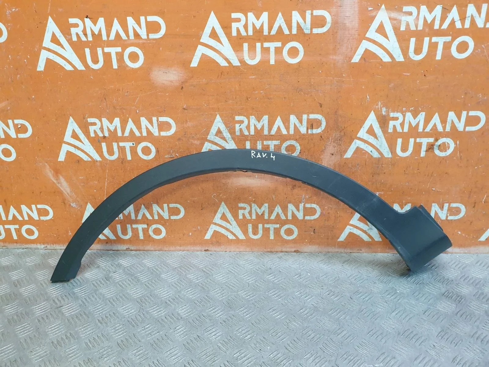 Расширитель крыла Toyota RAV4 2012-2015 CA40