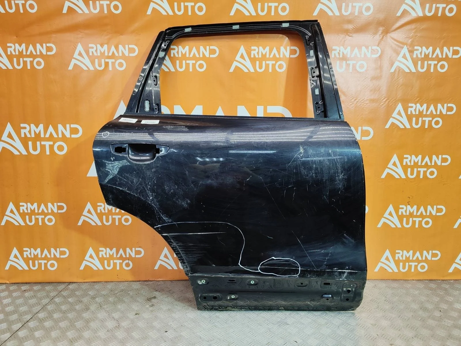 Дверь Volkswagen Touareg 2010-2018