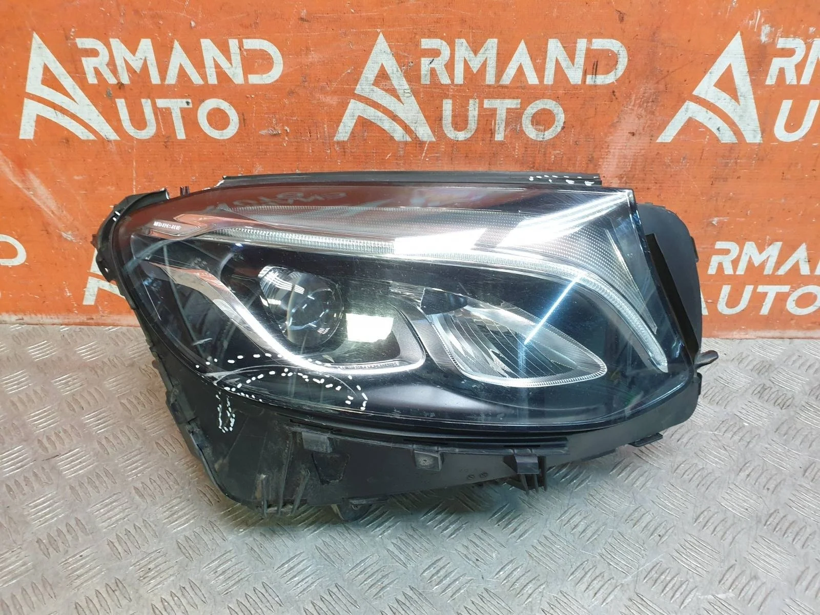 Фара Mercedes GLC-Class 2015-2019 X253