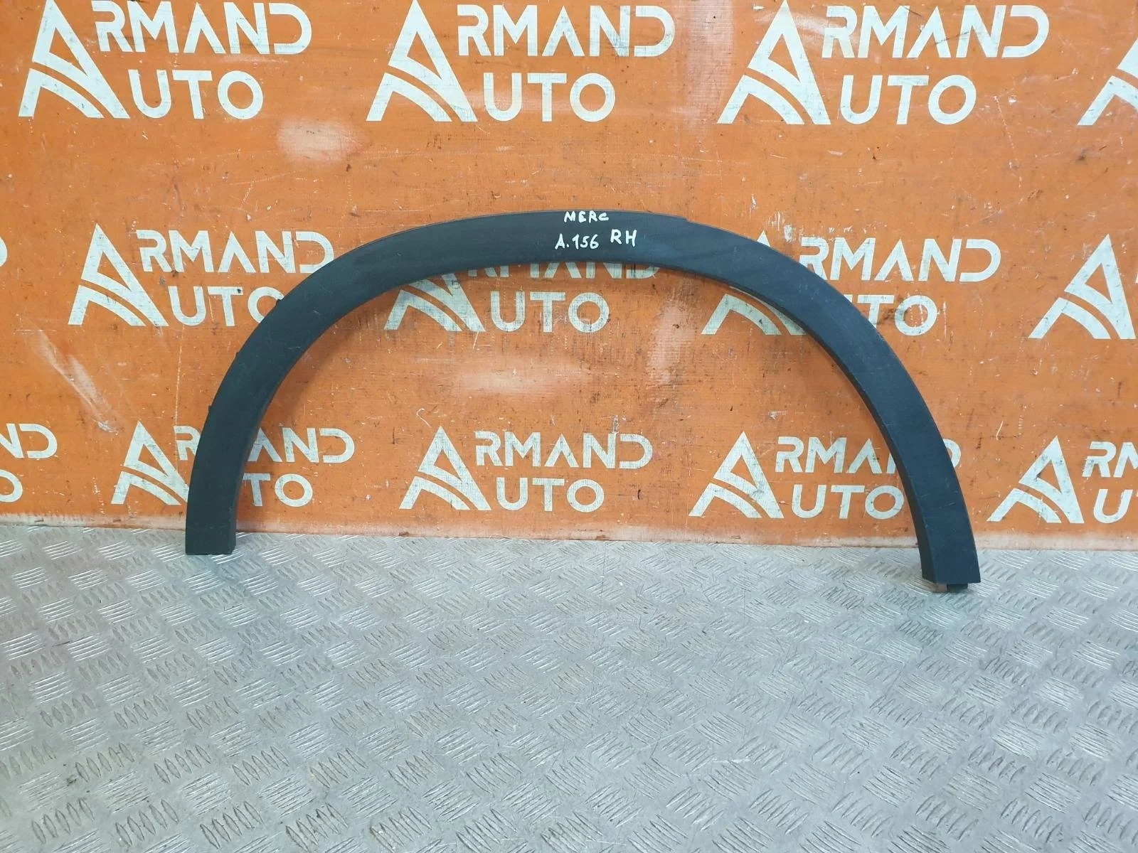 Расширитель крыла Mercedes GLA-Class 2013-2020 X156