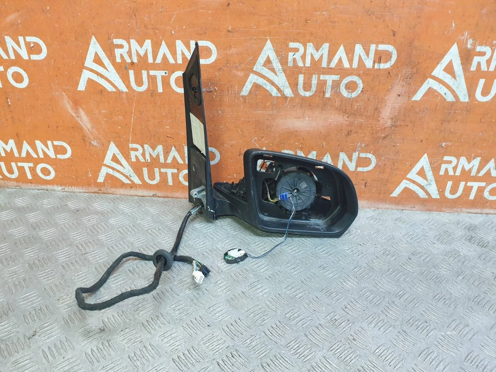 Зеркало Mercedes V-Class 2014-нв W447