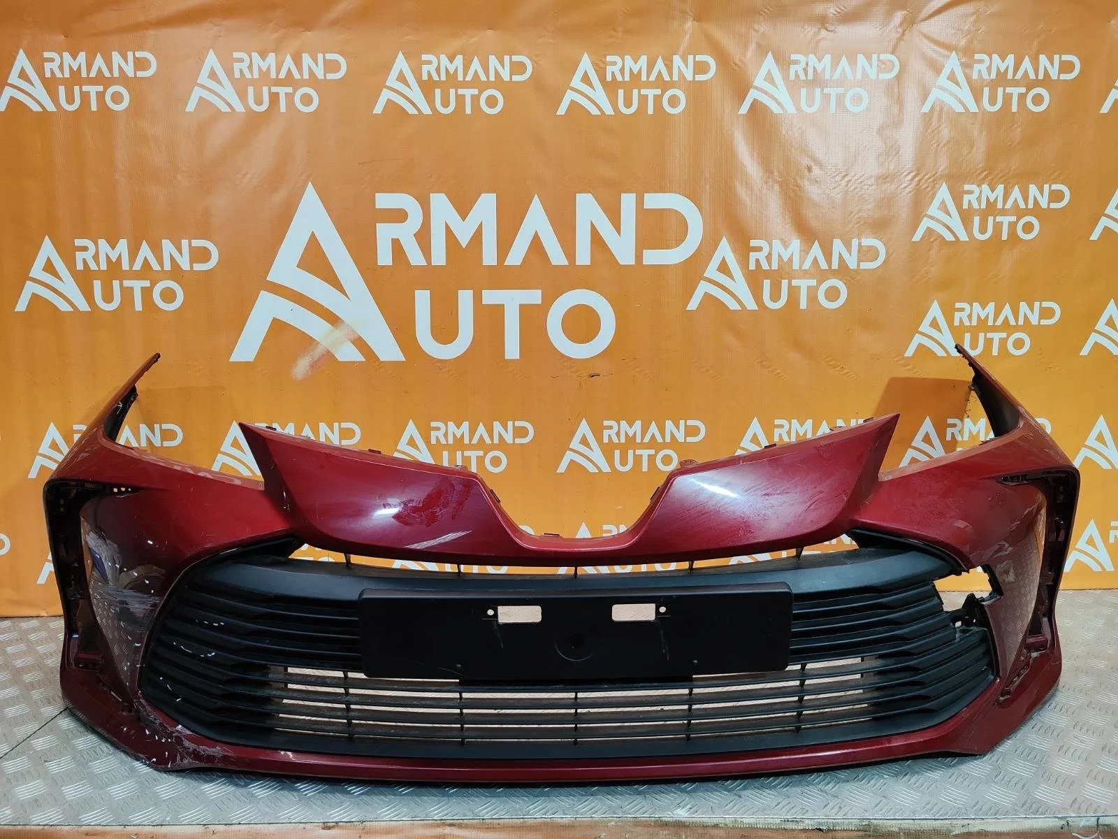 Бампер Toyota Corolla 2018-нв 12 E210