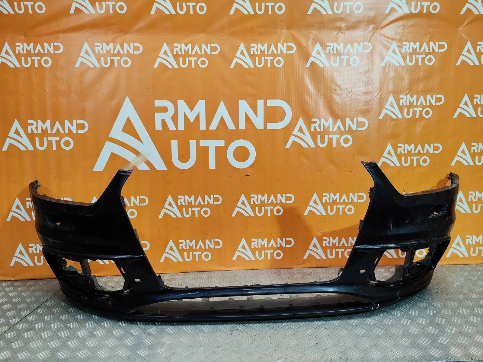 Бампер Audi Q3 2011-2014 8U