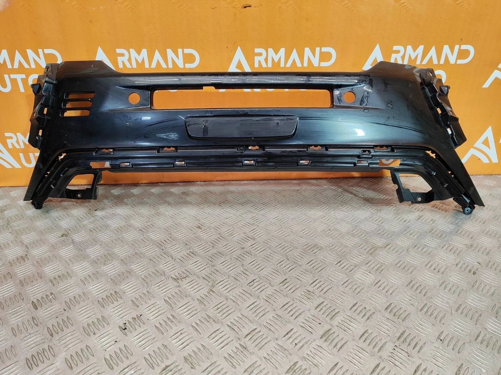 Накладка бампера верхняя Mitsubishi Outlander 2018-нв 3