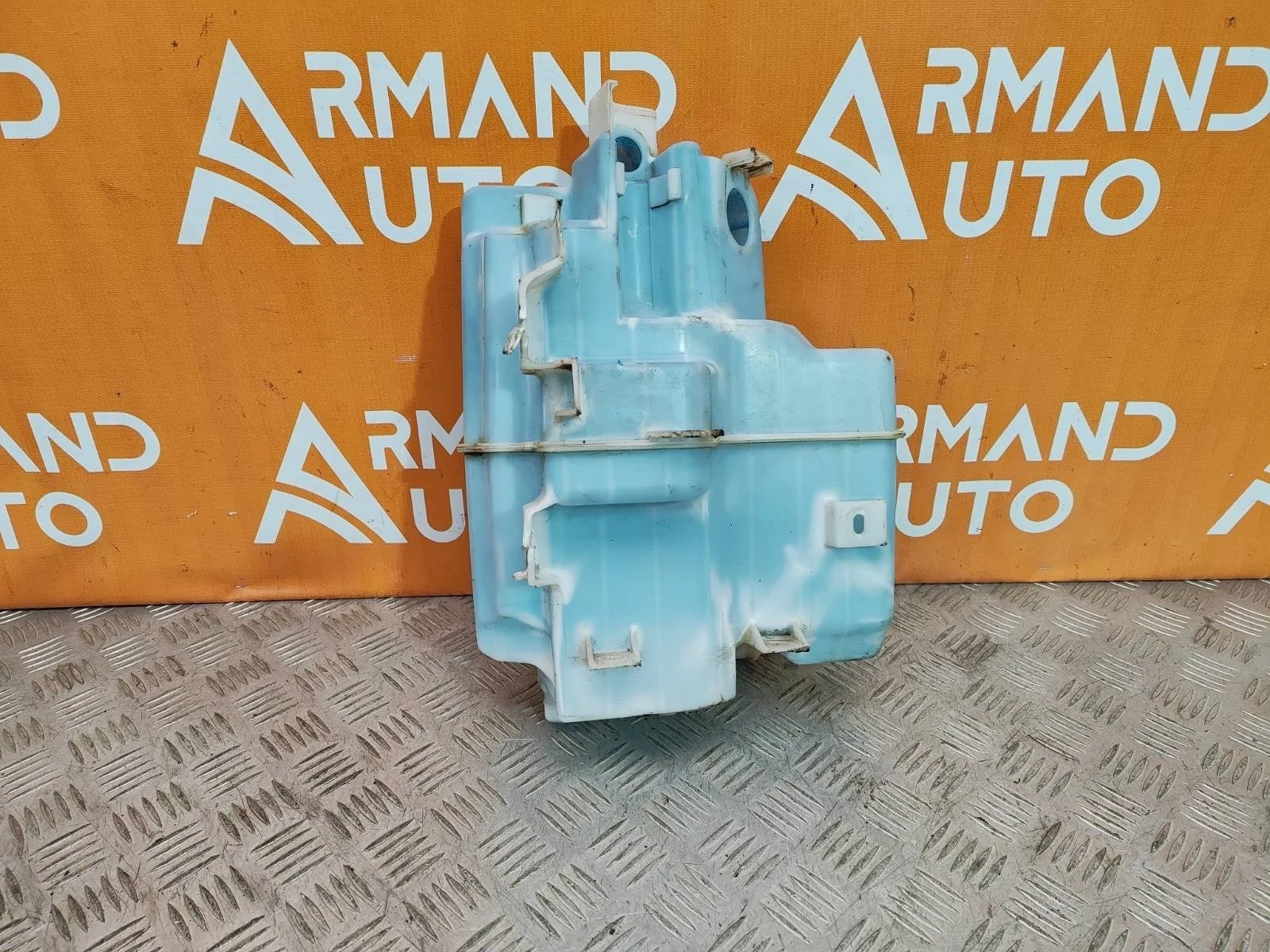 Бачок стеклоомывателя Mazda CX-5 2011-2017