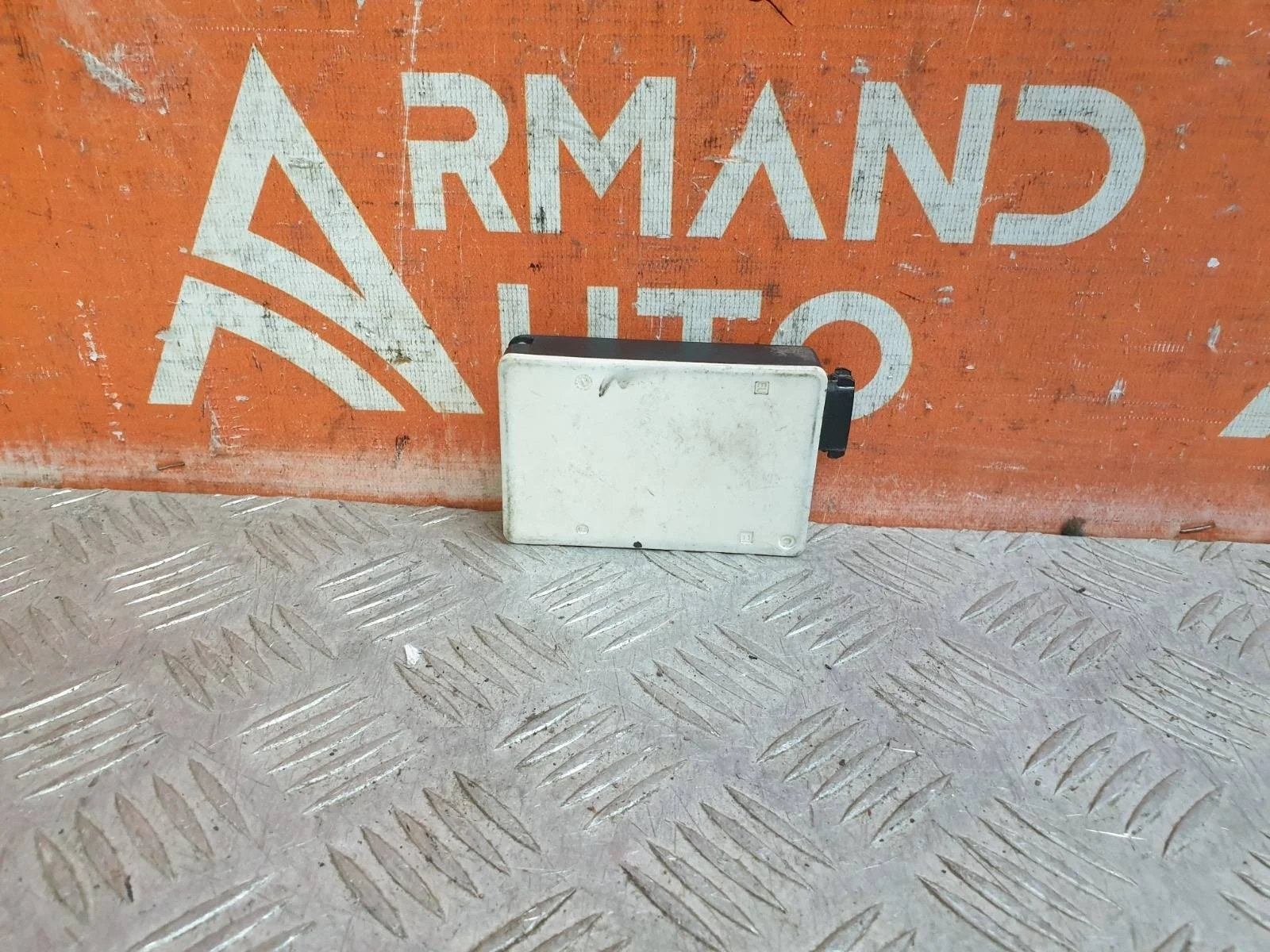 Радарный датчик Mercedes ML GLE-Class 2011-2015 W166