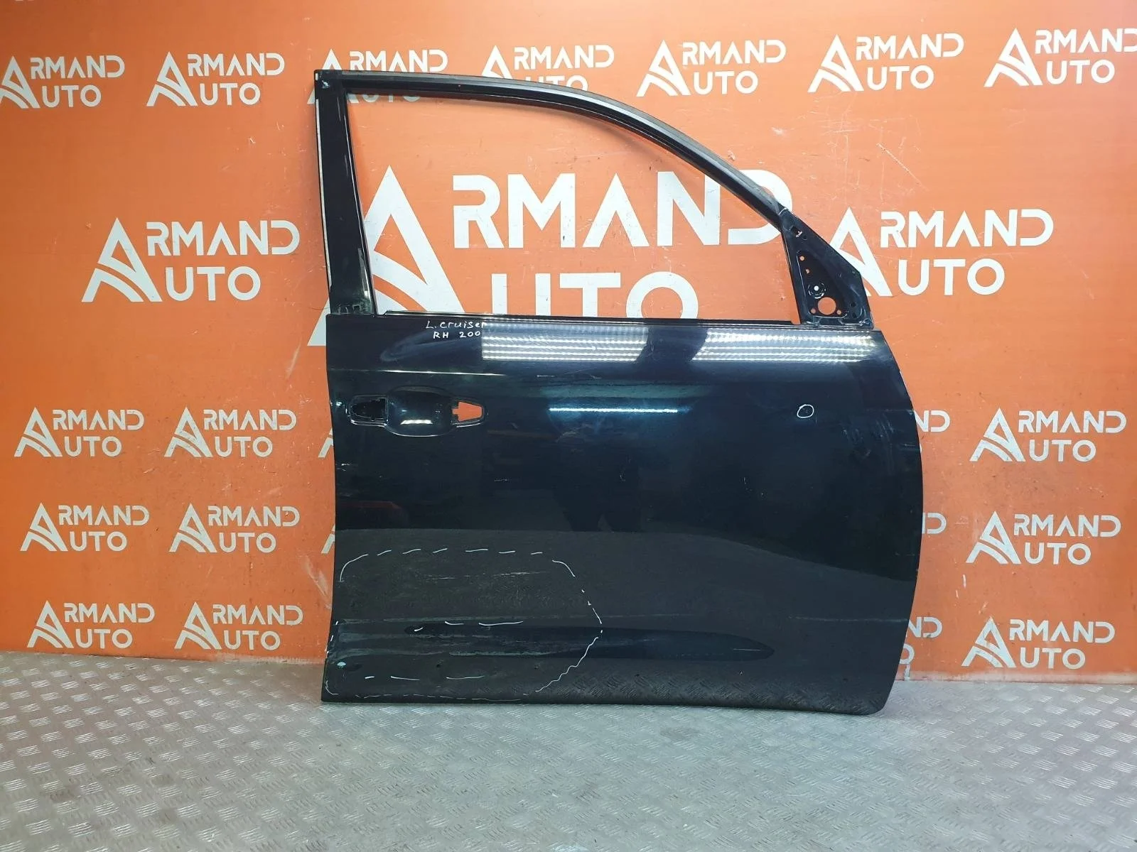 Дверь Toyota Land Cruiser 2015-2021 200