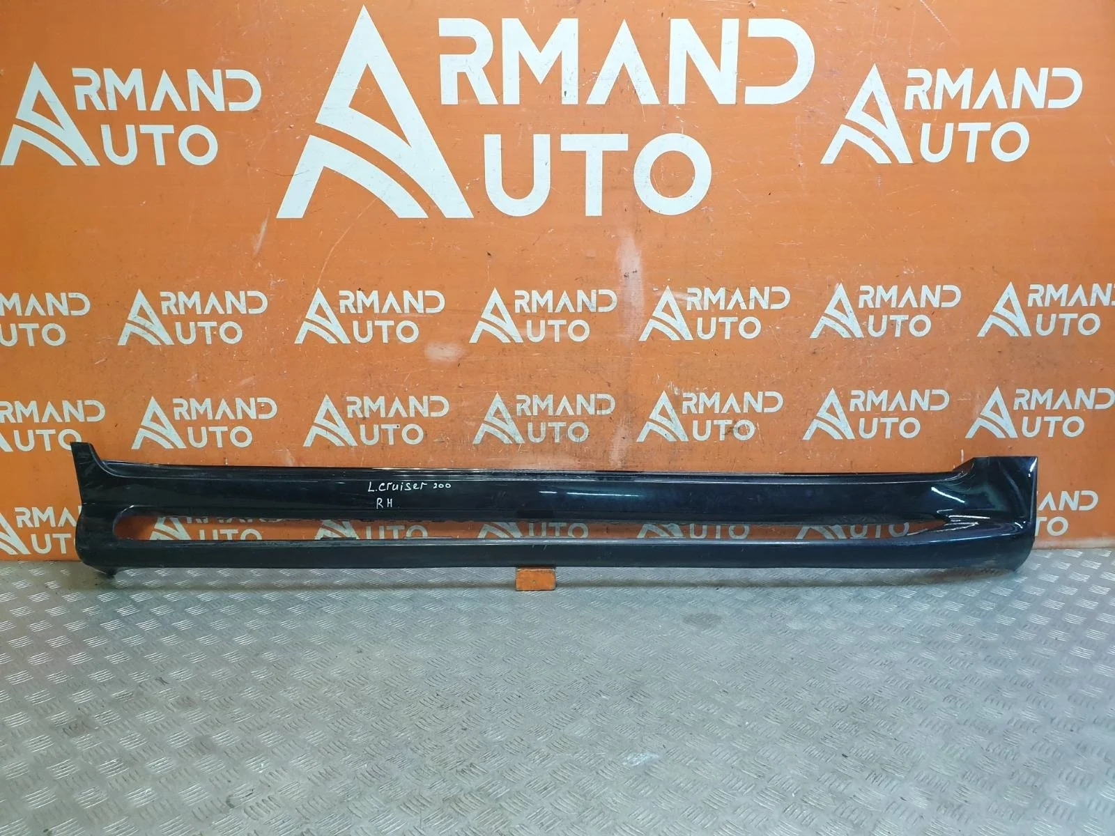 Накладка порога Toyota Land Cruiser 2012-2021 200