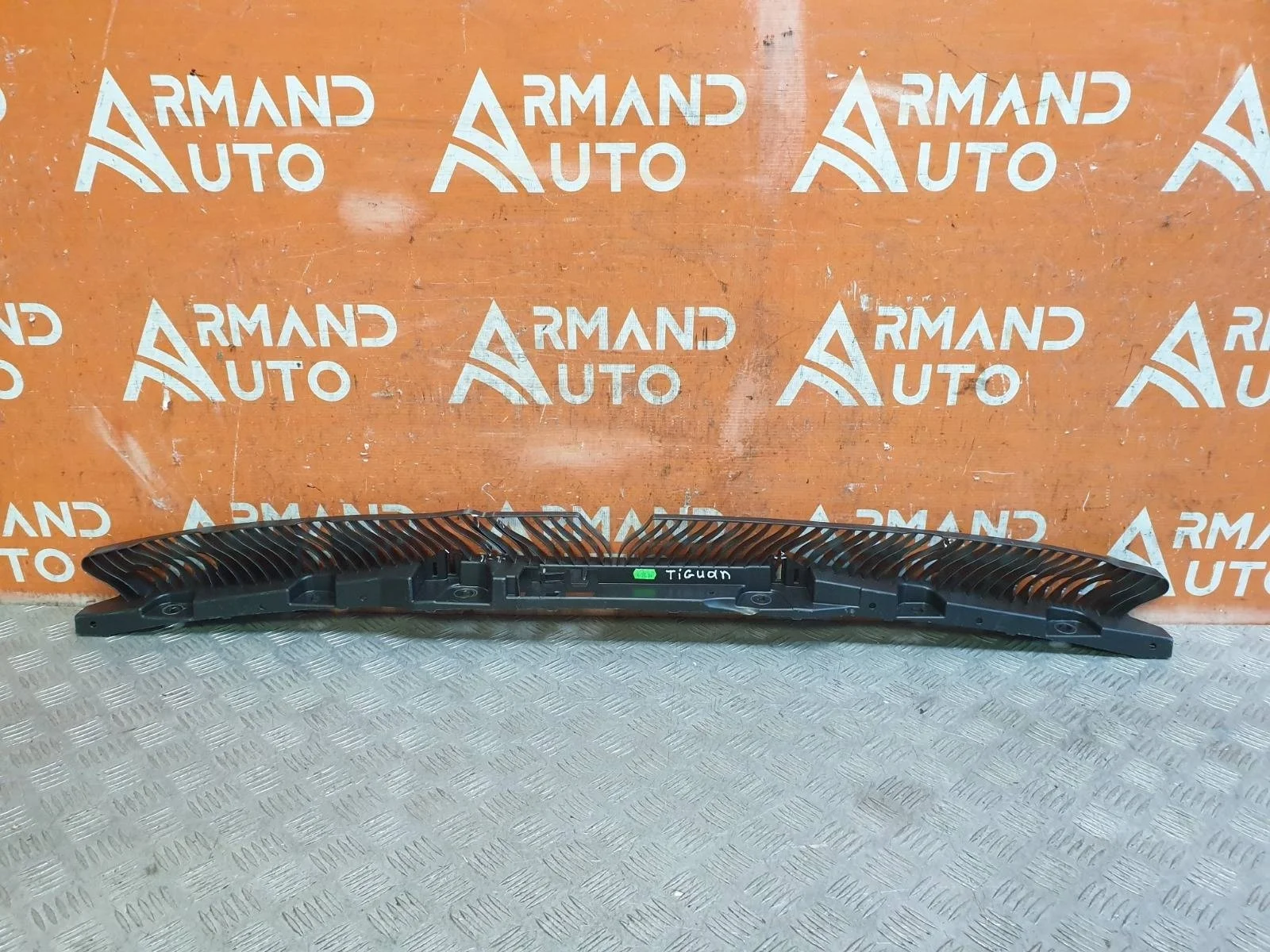 Кронштейн бампера Volkswagen Tiguan 2016-нв