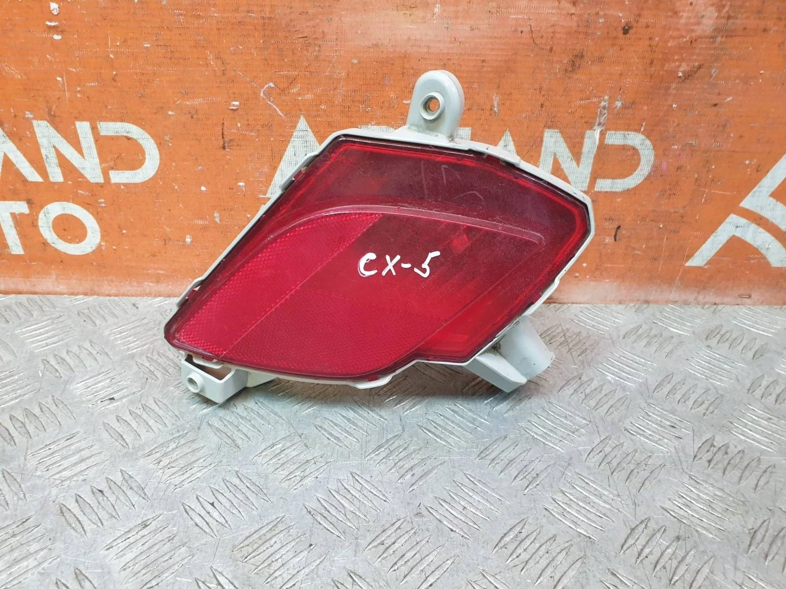 Отражатель Mazda CX-5 2011-2017