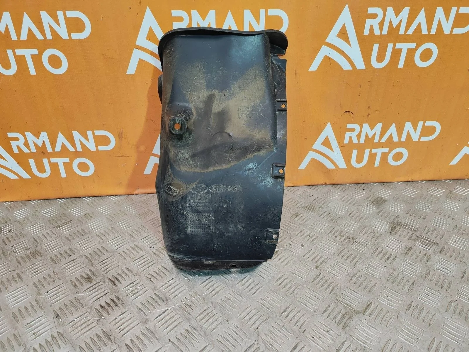 Подкрылок Hyundai Solaris 2014-2017