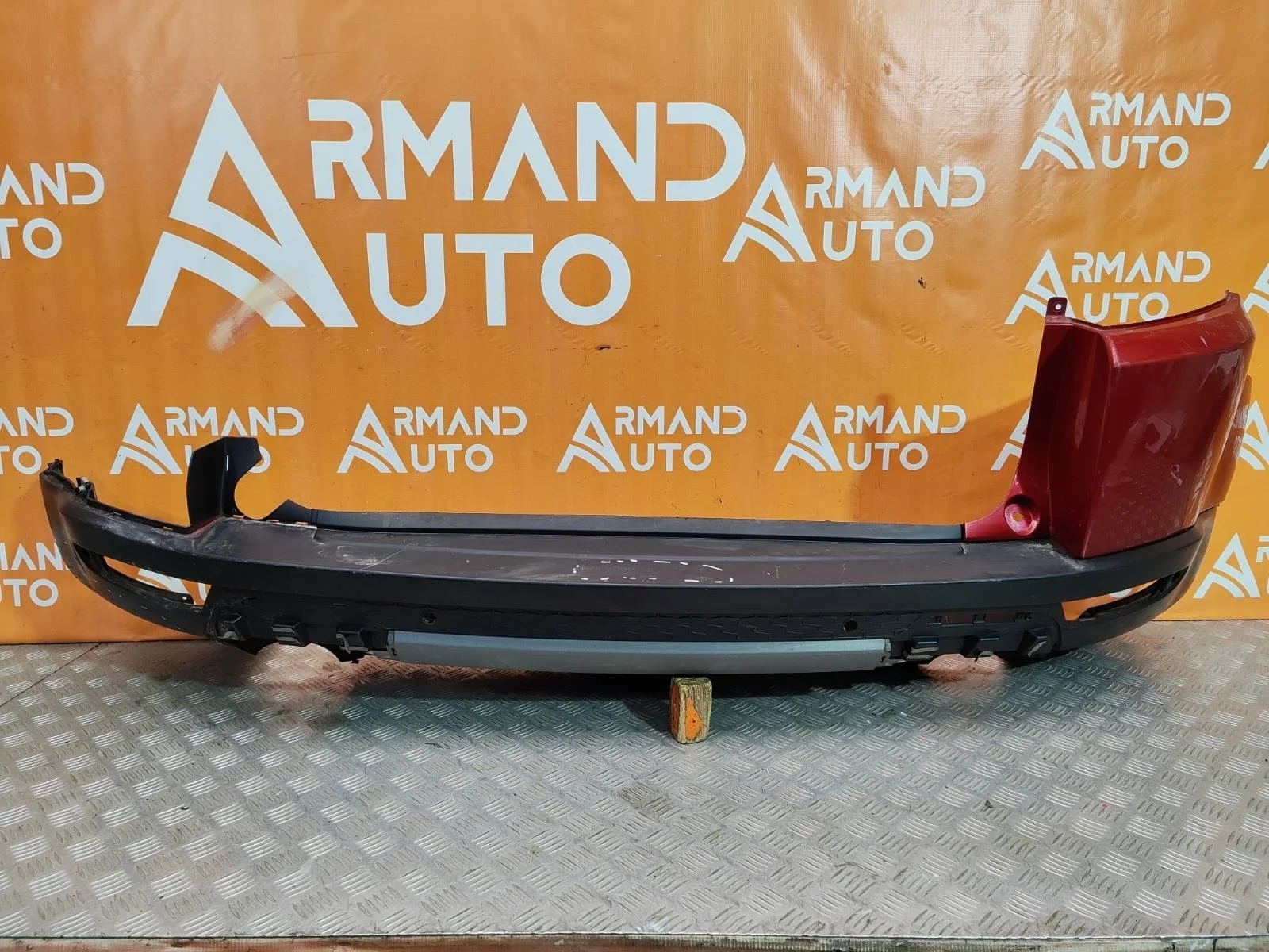 Бампер Land Rover Range Evoque 2011-2018 L538