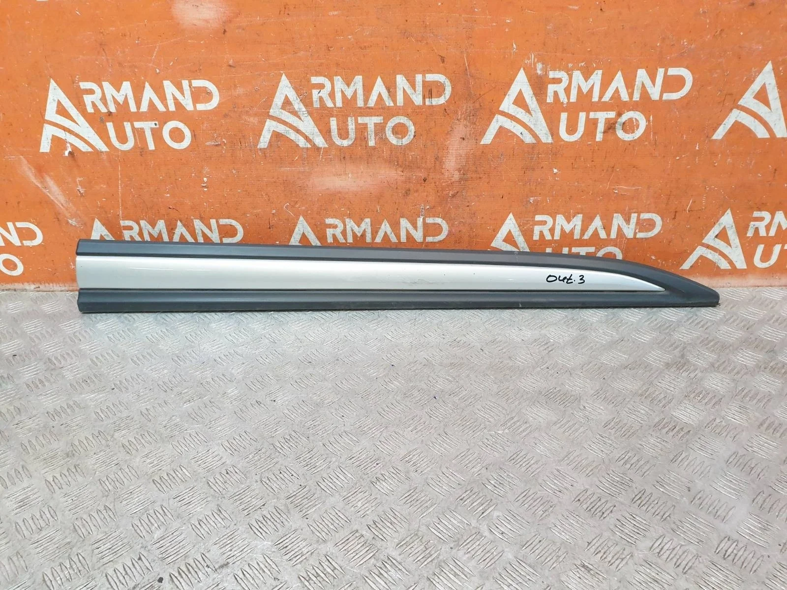 Молдинг двери Mitsubishi Outlander 2015-нв 3