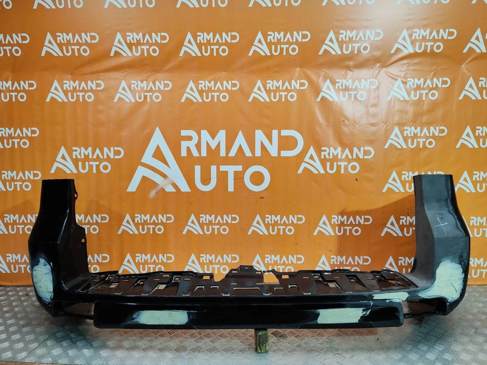 Бампер Toyota Land Cruiser Prado 2017-нв 150