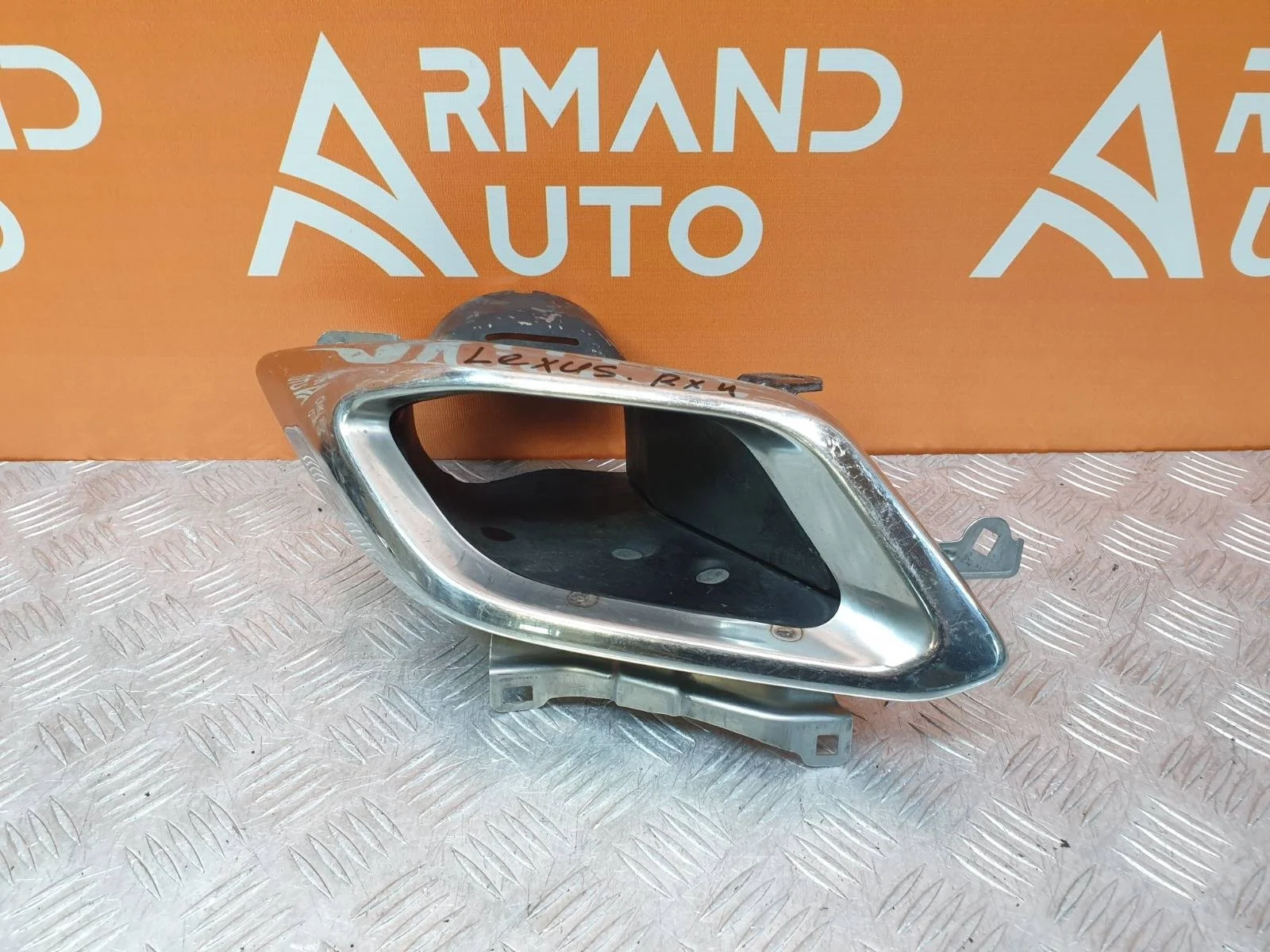 Насадка глушителя LEXUS RX 2015-2019 4