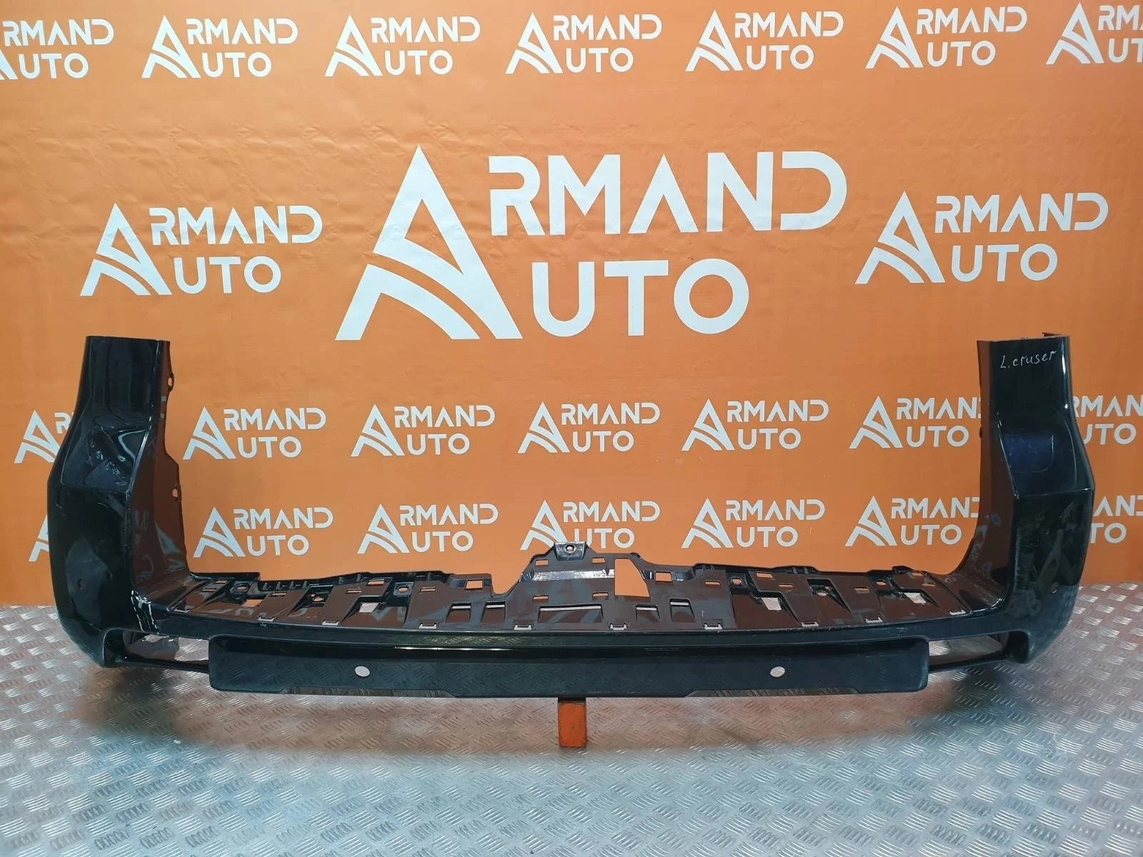 Бампер Toyota Land Cruiser Prado 2017-нв 150